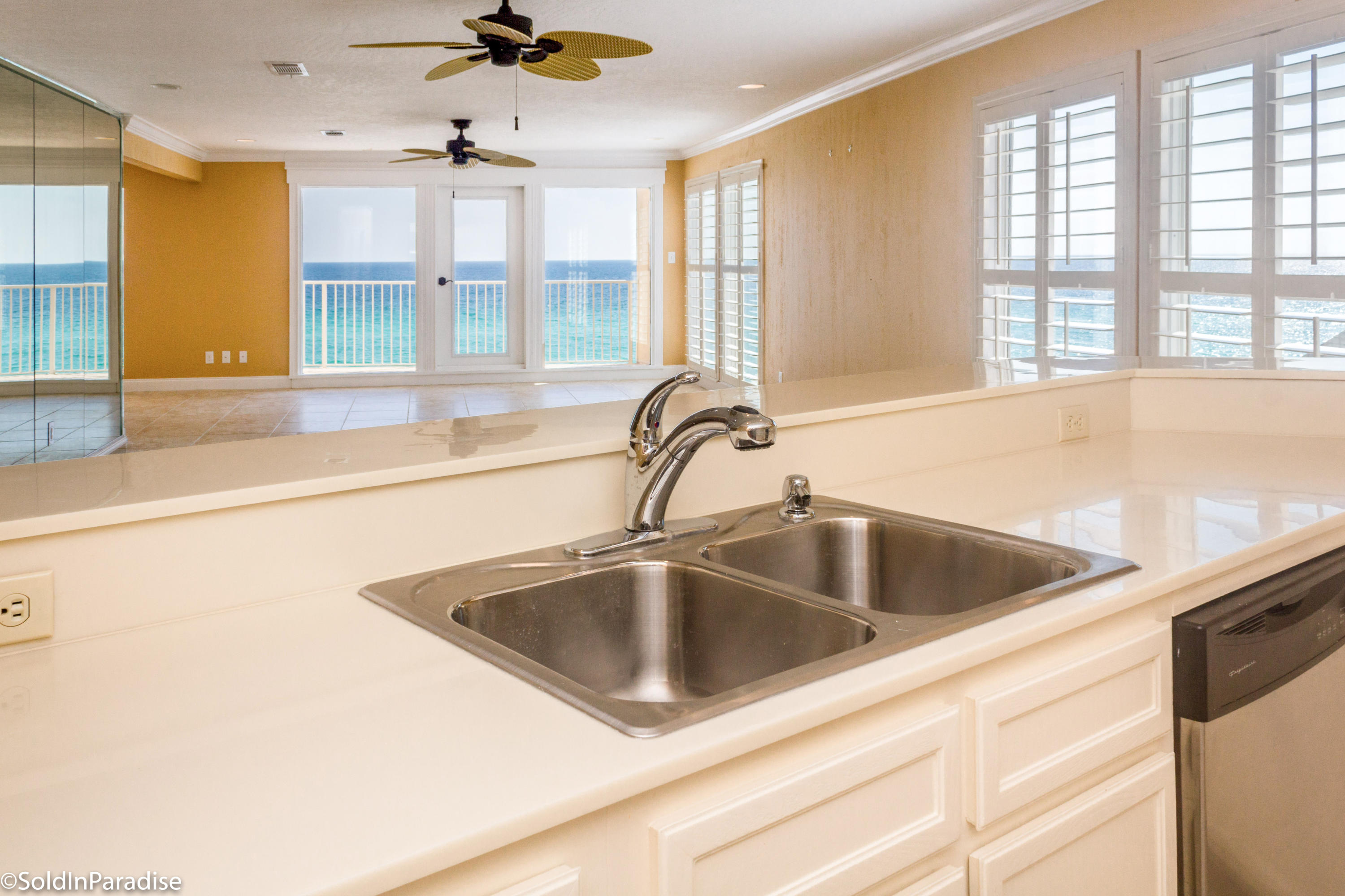 SANDSPUR CONDO - Residential