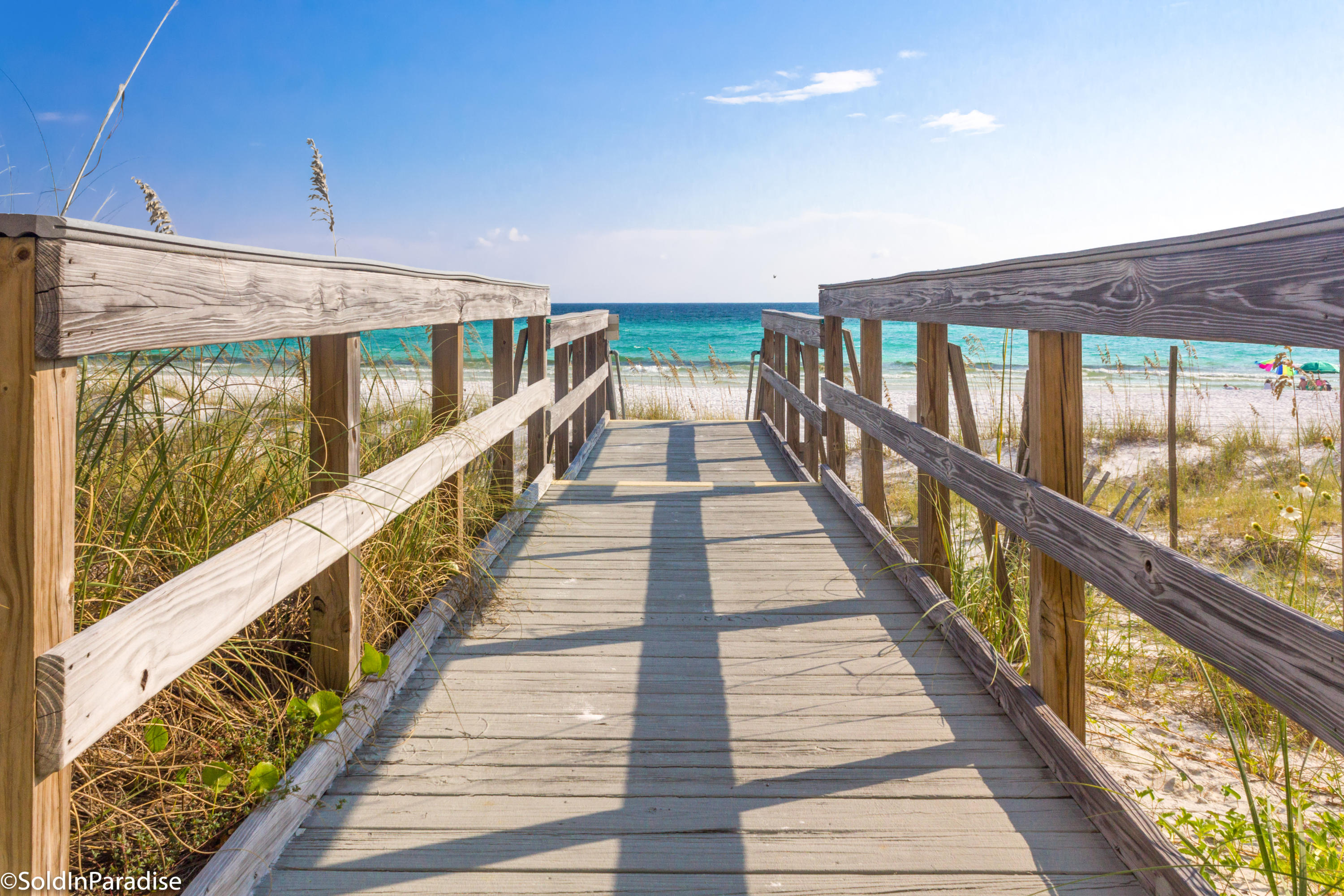 SANDSPUR CONDO - Residential