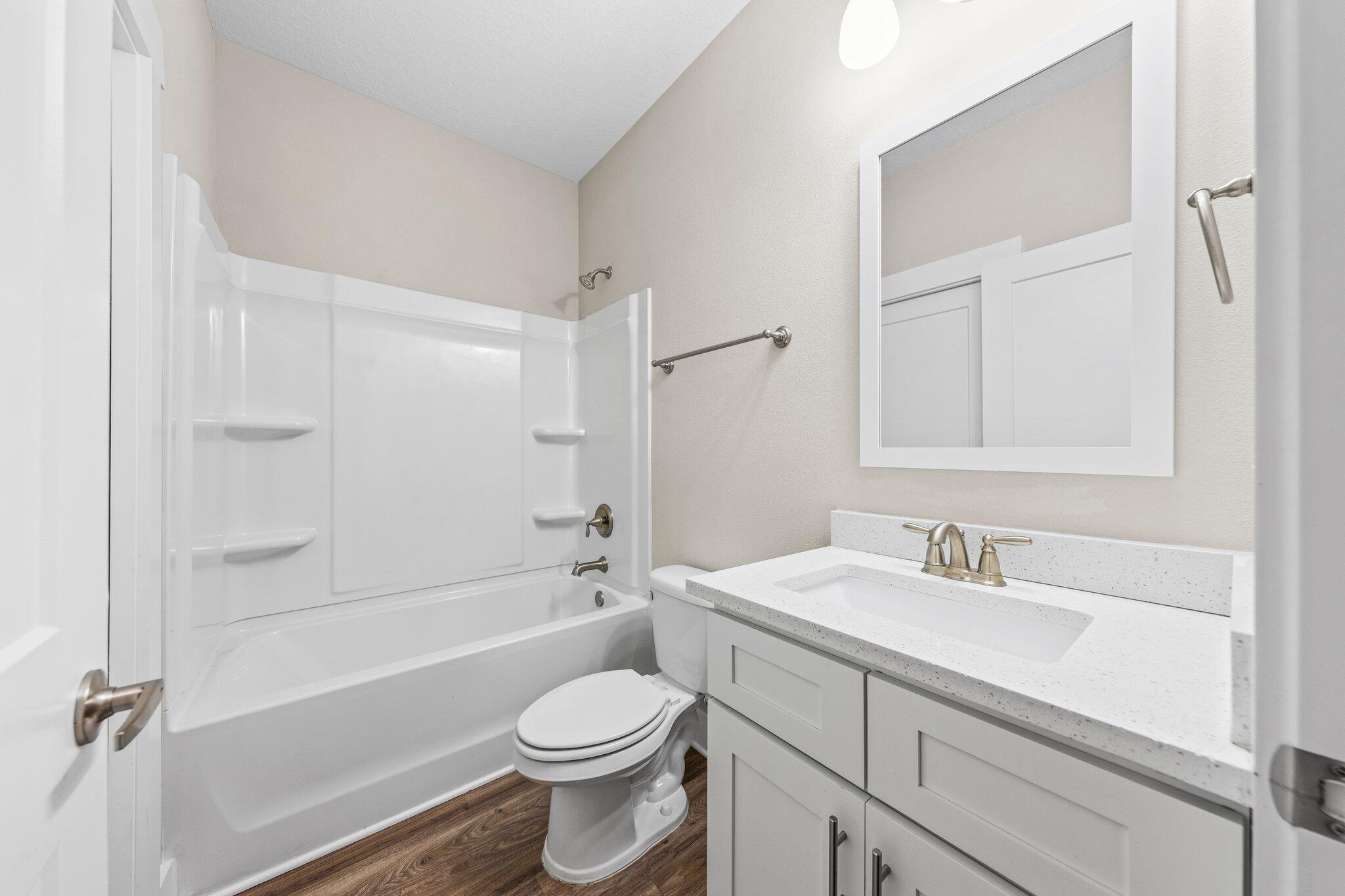 VERANDAS OF FREEPORT, THE - Residential Lease