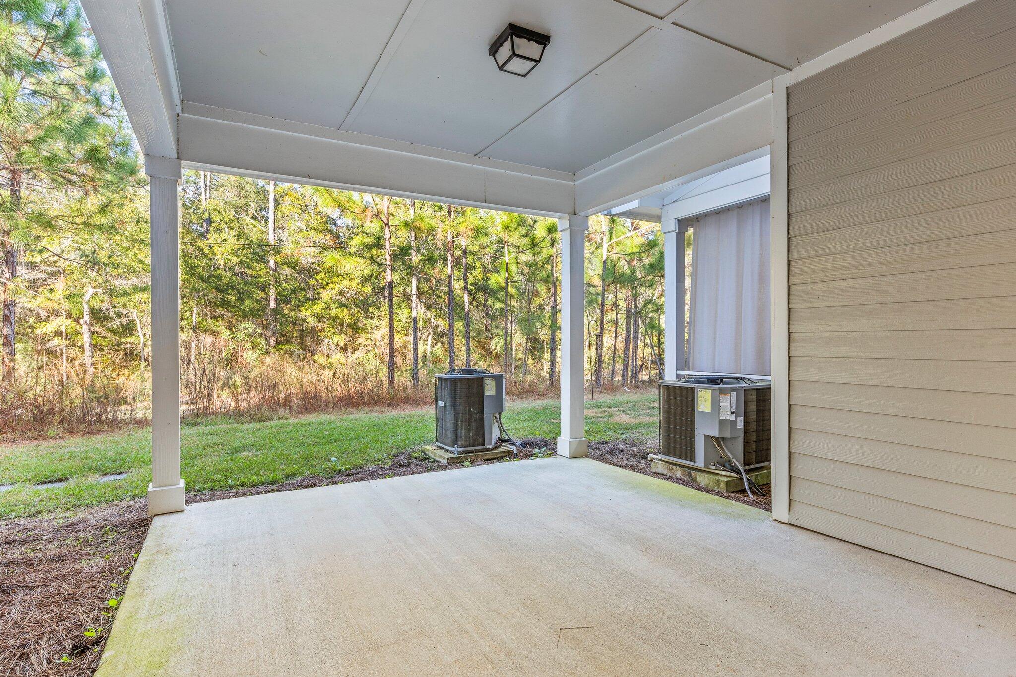 VERANDAS OF FREEPORT, THE - Residential Lease