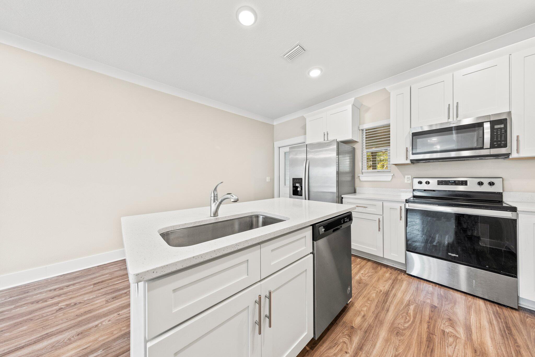 VERANDAS OF FREEPORT, THE - Residential Lease