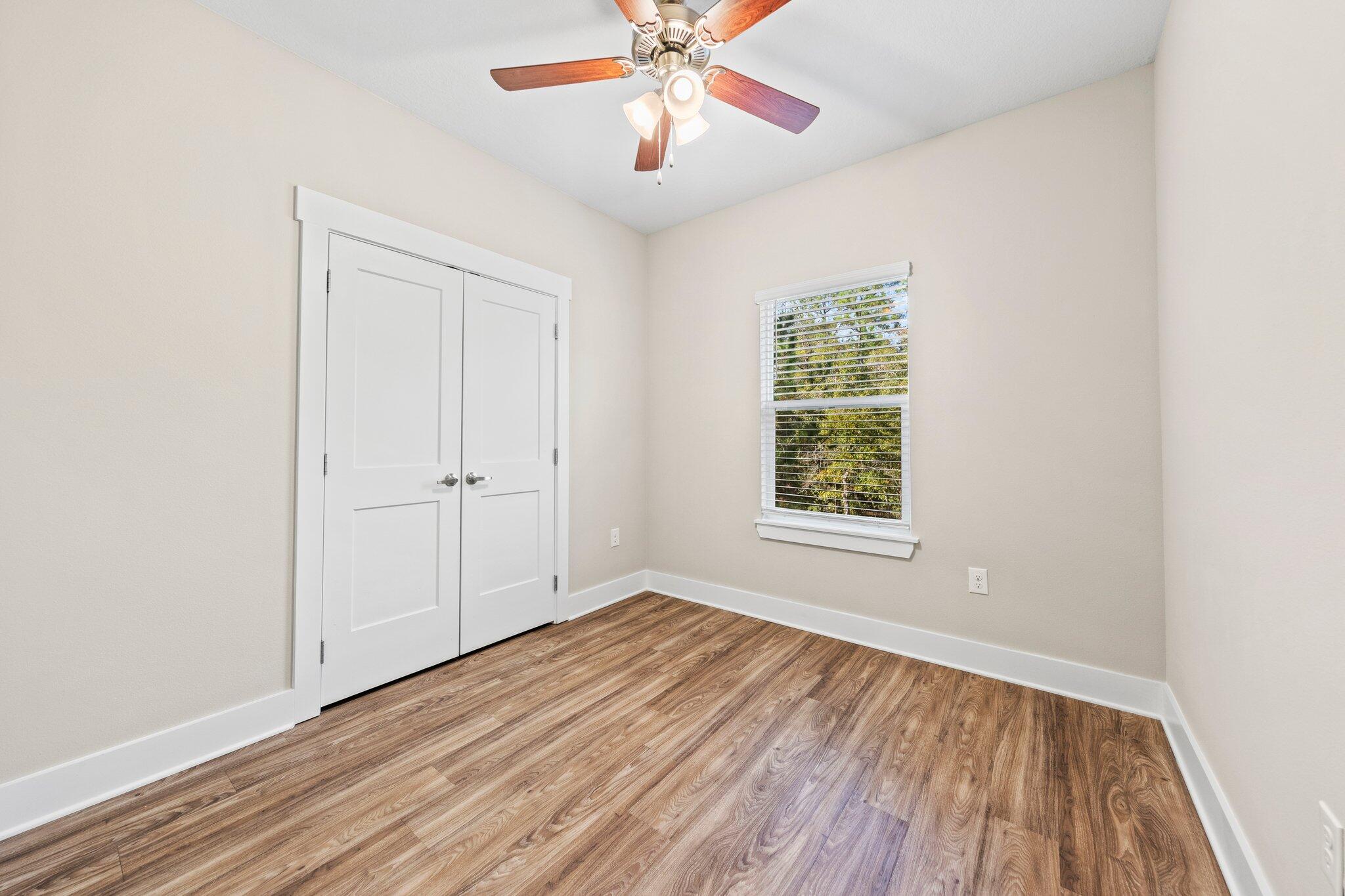 VERANDAS OF FREEPORT, THE - Residential Lease