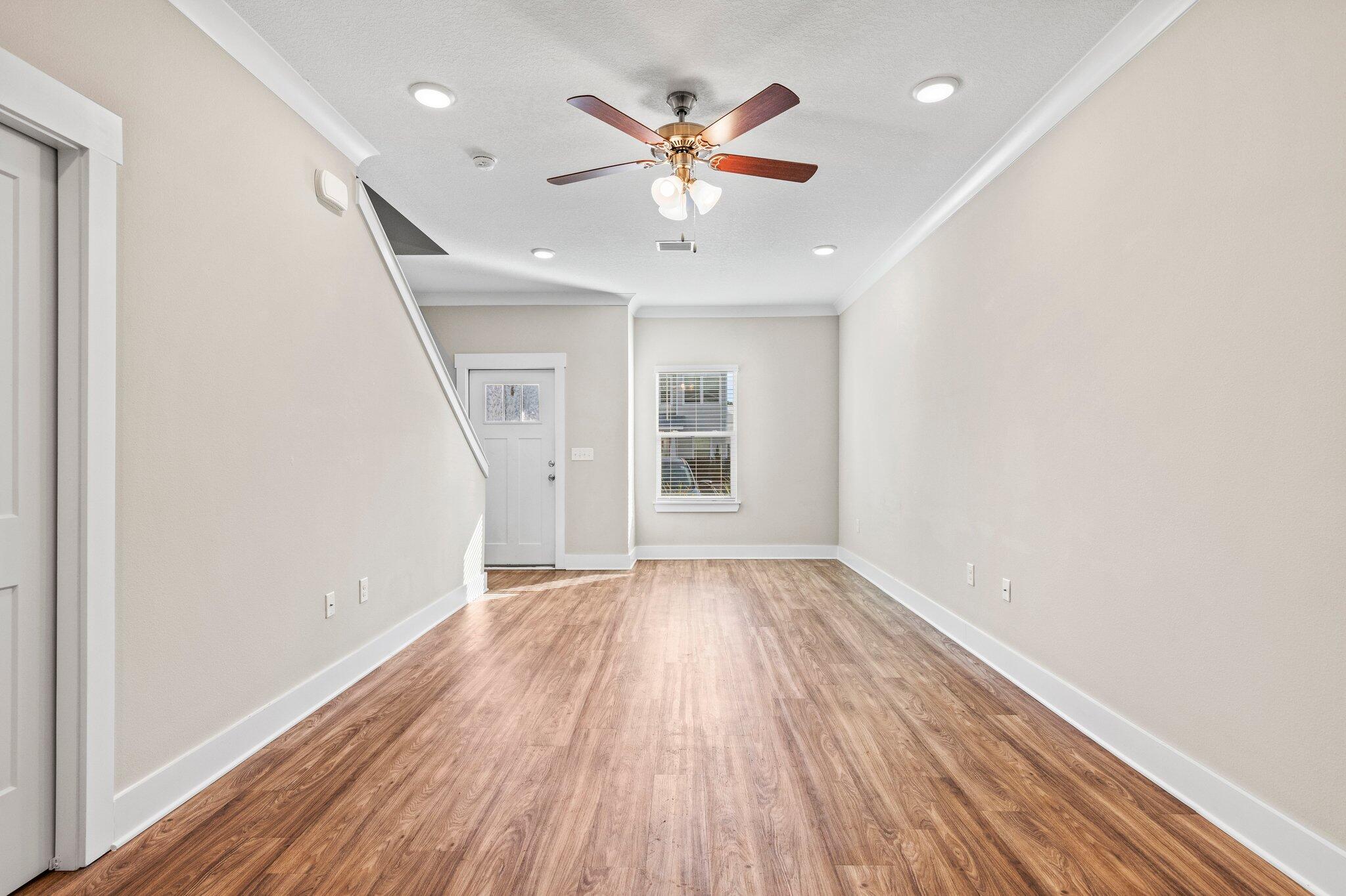 VERANDAS OF FREEPORT, THE - Residential Lease