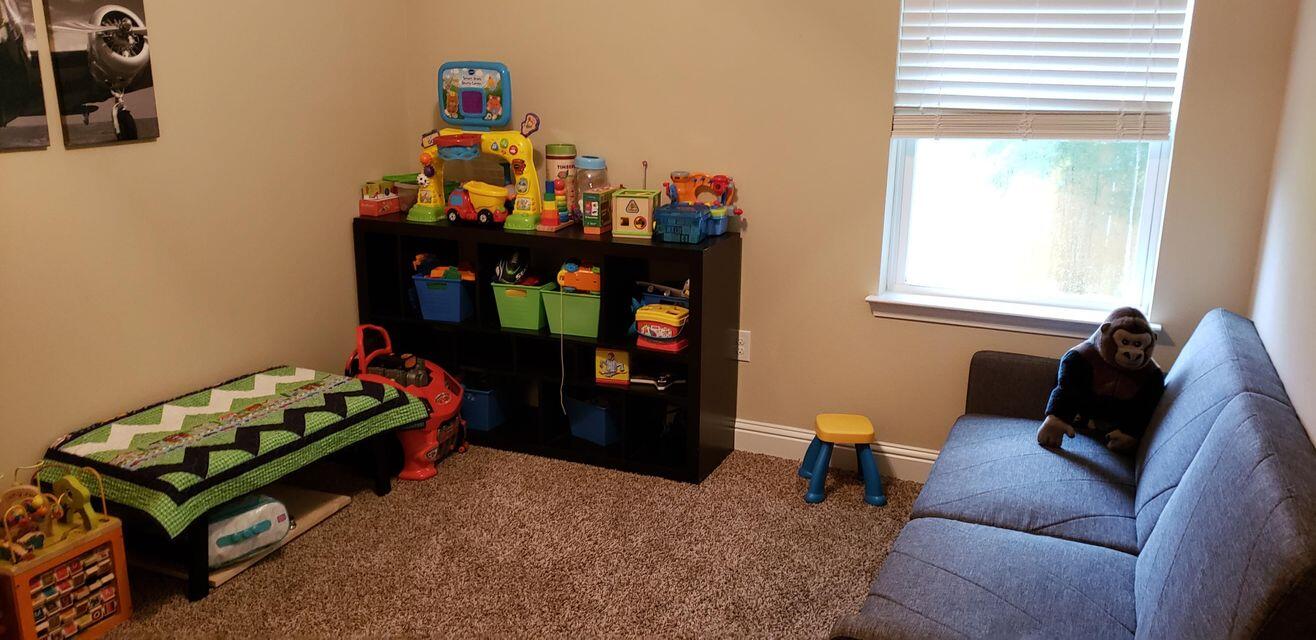 HOLLEY BY THE SEA - Residential Lease