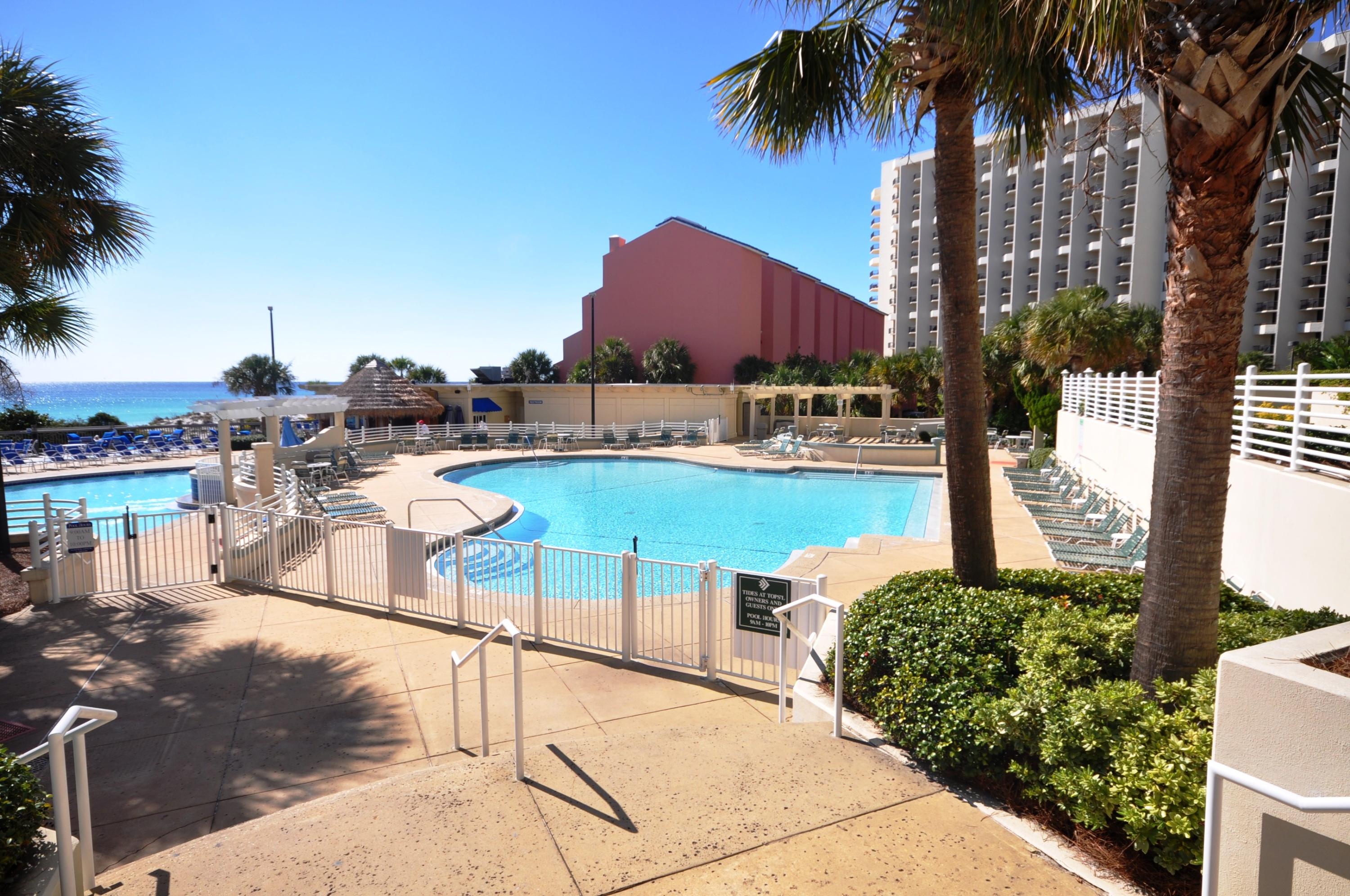 TIDES AT TOPS'L - Residential