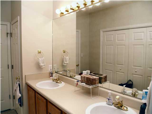 COLONY PARK - Residential