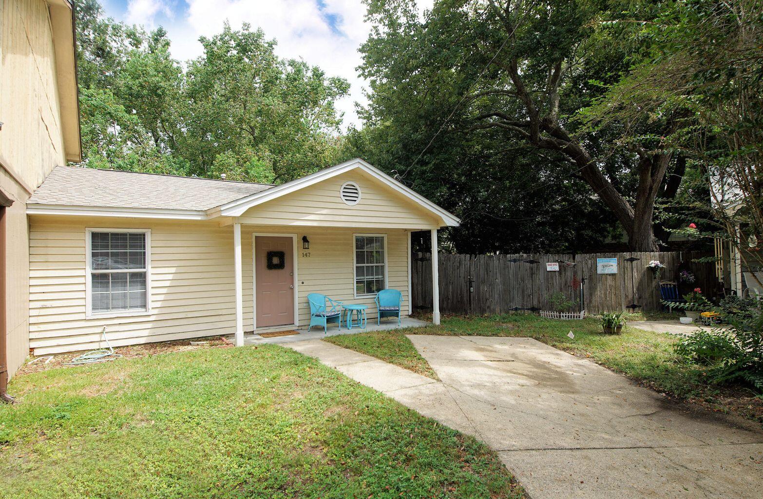 PINEHURST PARK - Residential