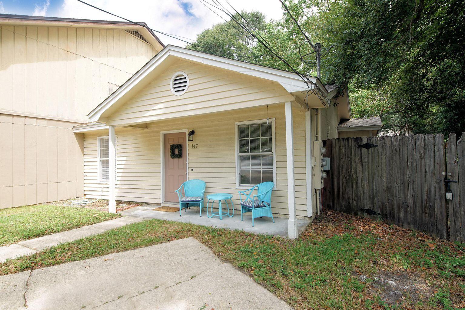 Great location for this 2 bedroom 1 bath unit, located in Ft. Walton Beach close to all shopping, downtown activities and the beaches. Home has recently been updated with fresh paint throughout home, new appliances, updated lighting, and new counter tops to make this cute townhome move in ready! This home would make a great first home or rental unit for the smart investor. Roof 2021- Tile throughout the home and large backyard. Washer / dryer hook-up as well. Make this a must see in your home search.