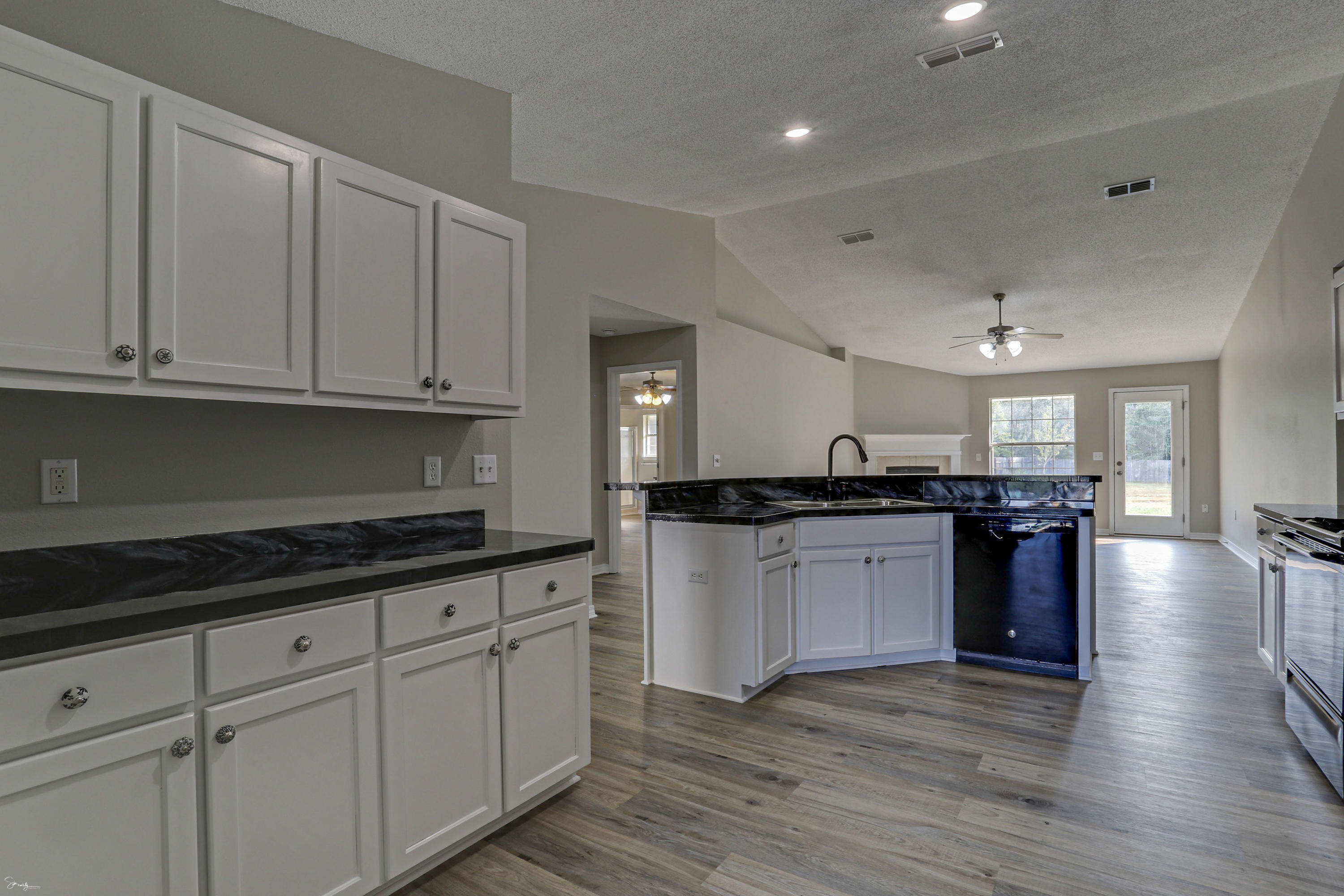 IRON GATE - Residential