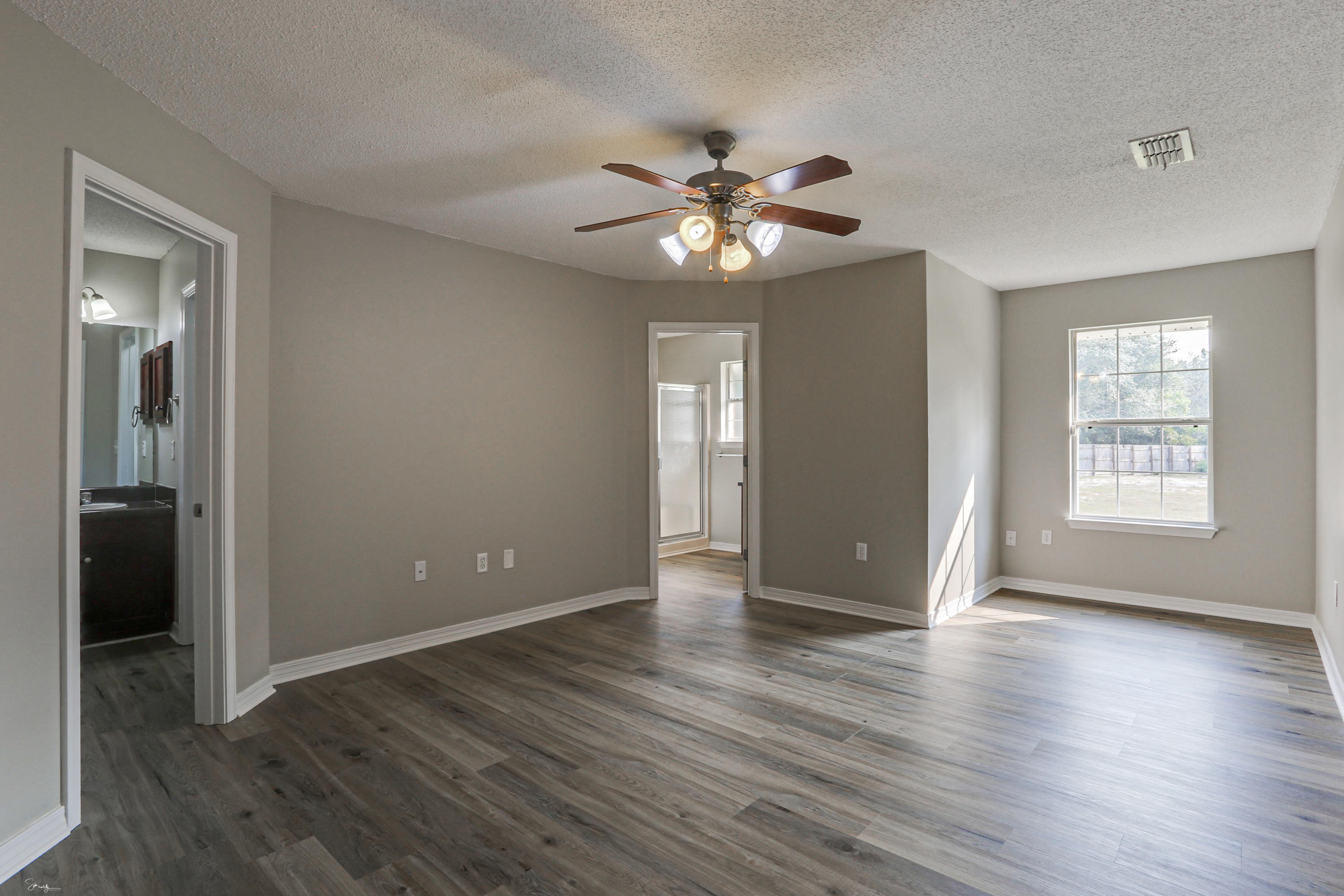 IRON GATE - Residential