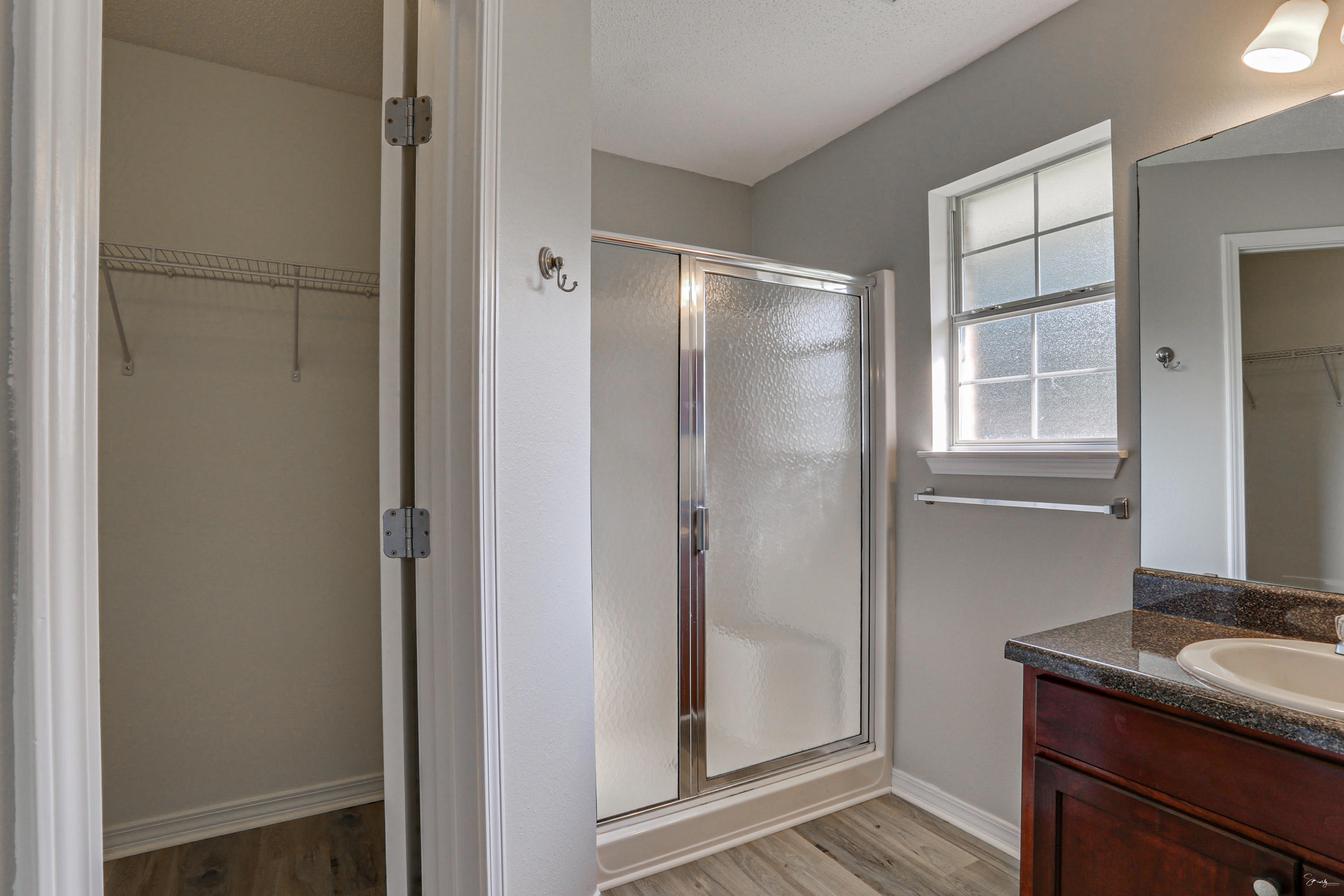 IRON GATE - Residential