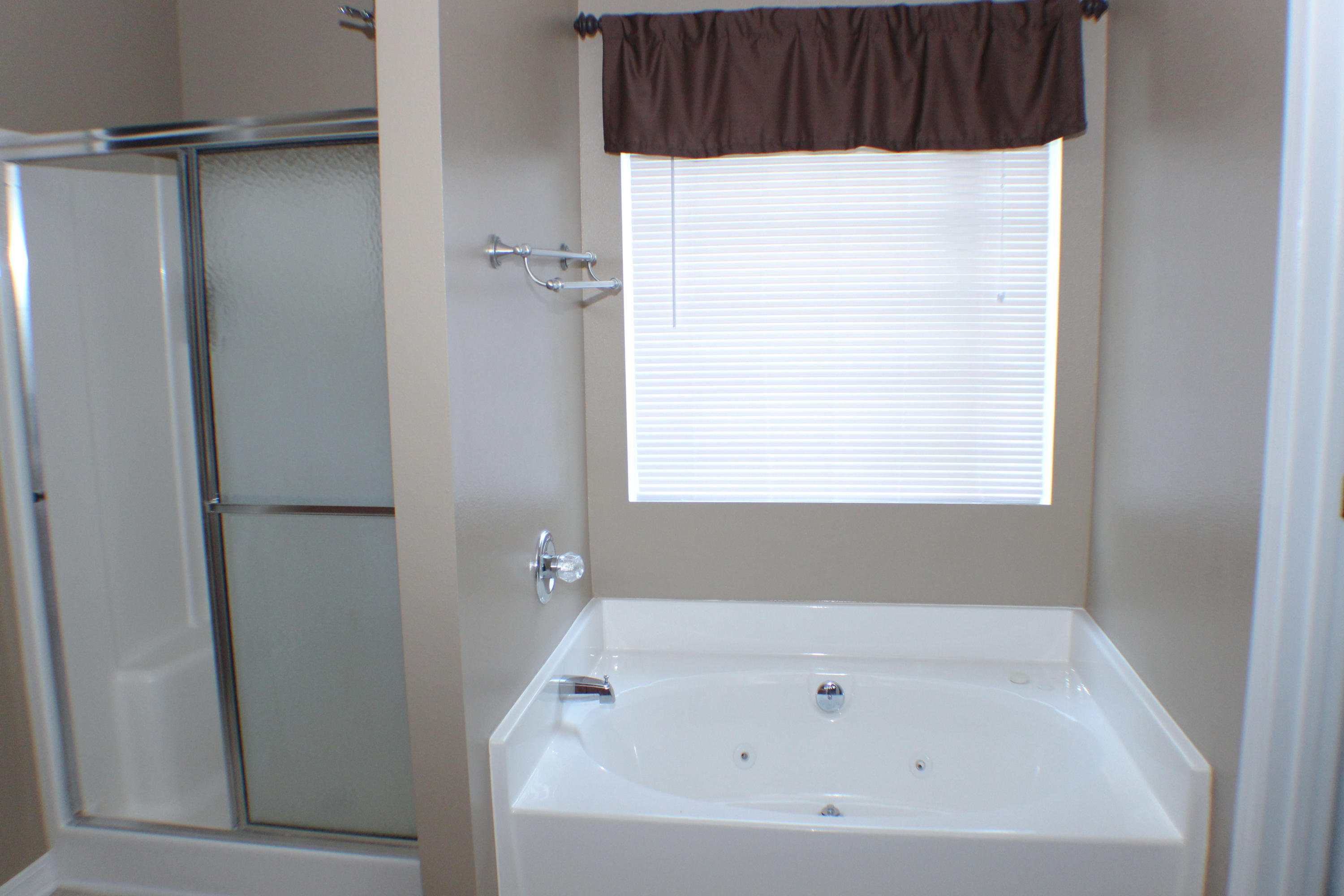 COUNTRYWOOD ESTATES - Residential