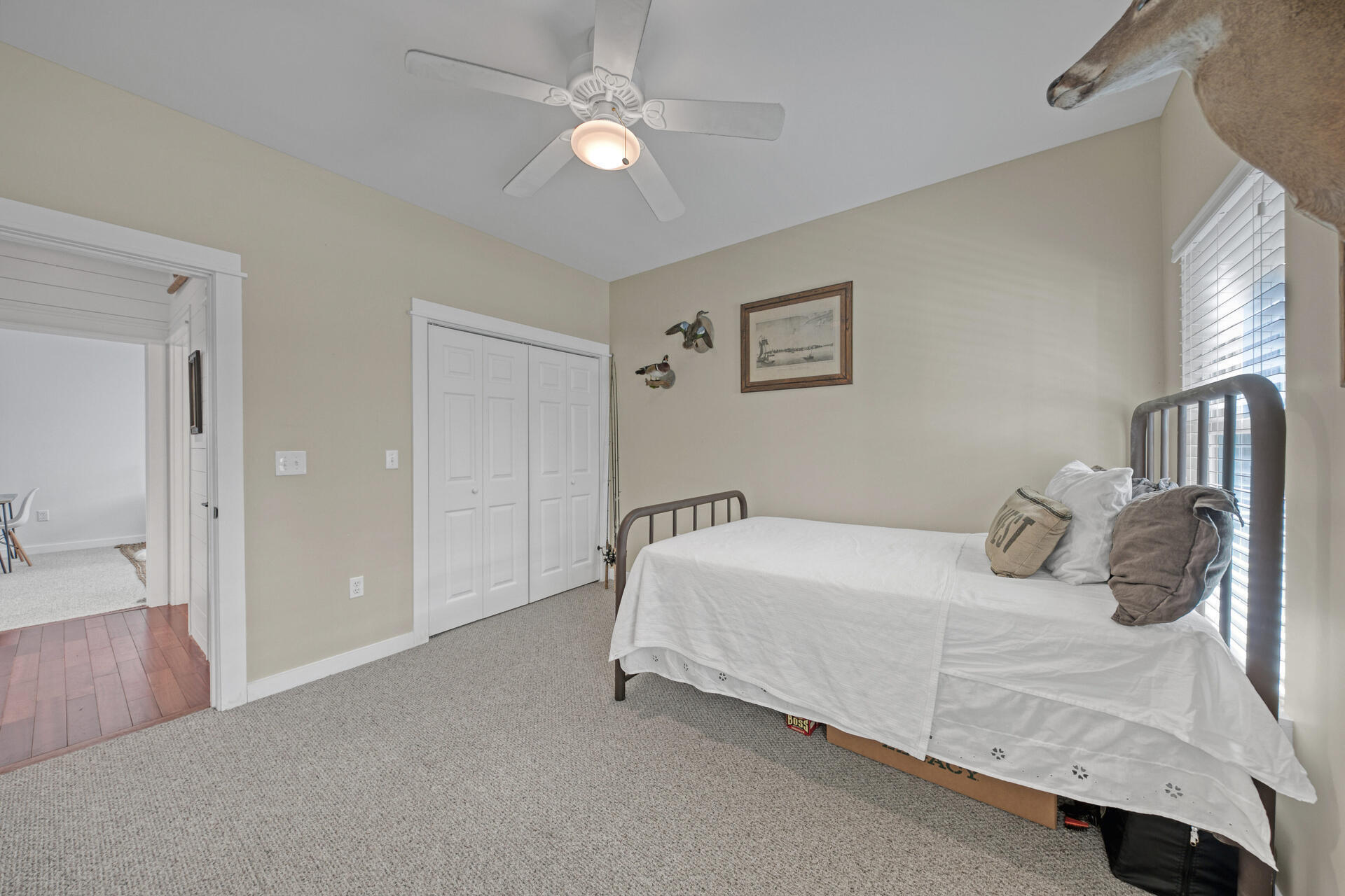 MAGNOLIA BEACH - Residential