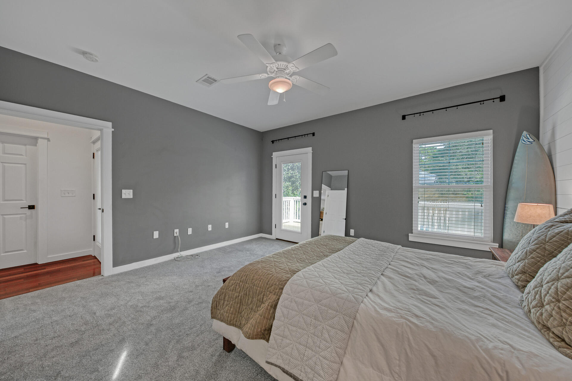 MAGNOLIA BEACH - Residential