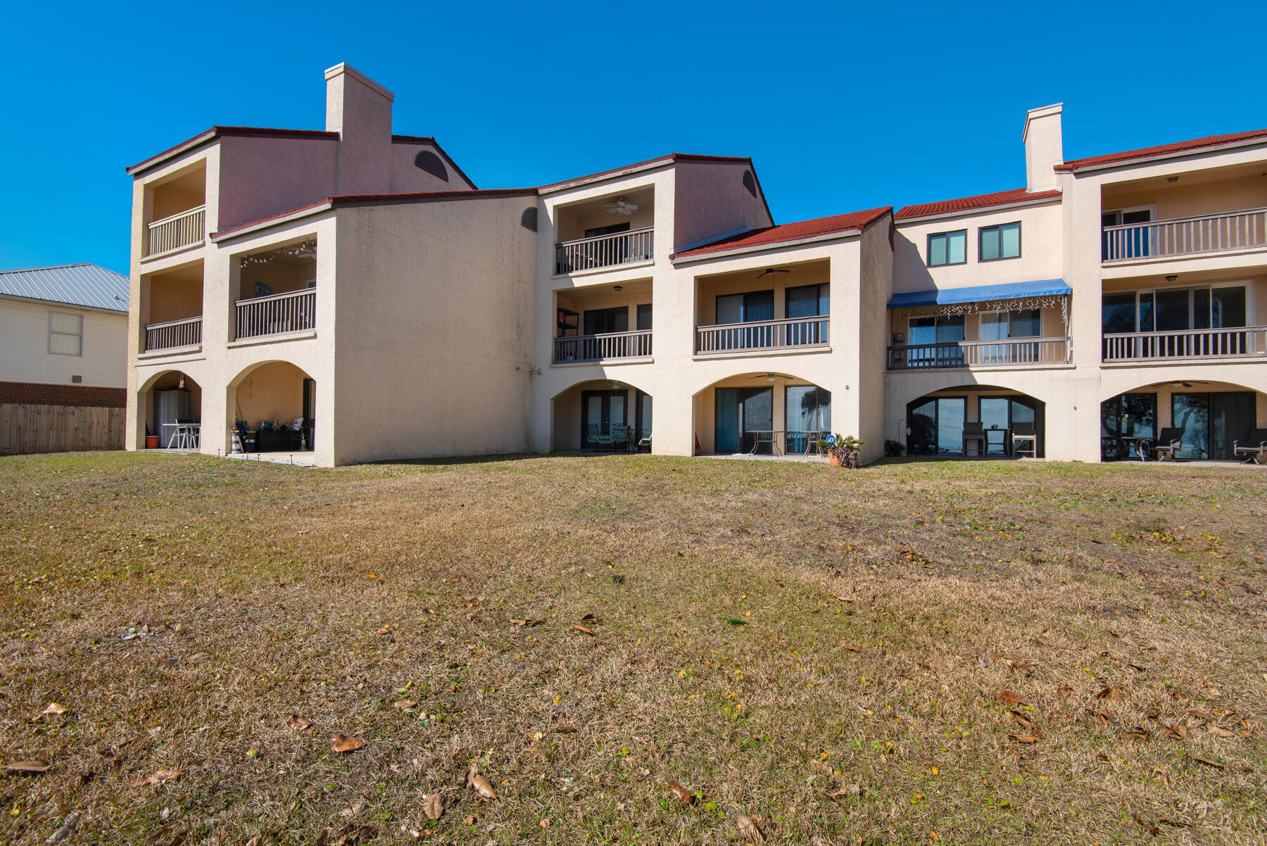 SAFE HARBOUR VILLAGE CONDO - Residential