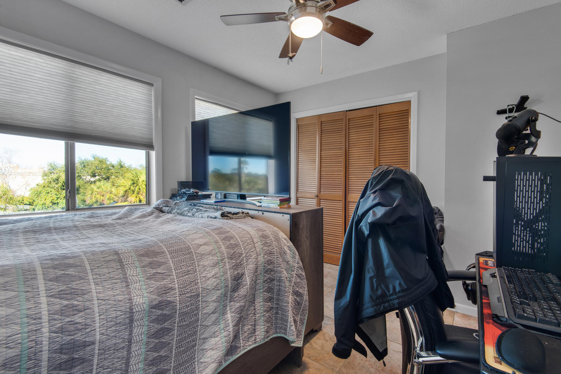 SAFE HARBOUR VILLAGE CONDO - Residential