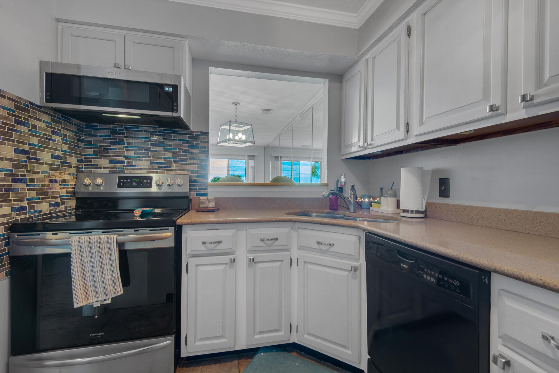 SAFE HARBOUR VILLAGE CONDO - Residential