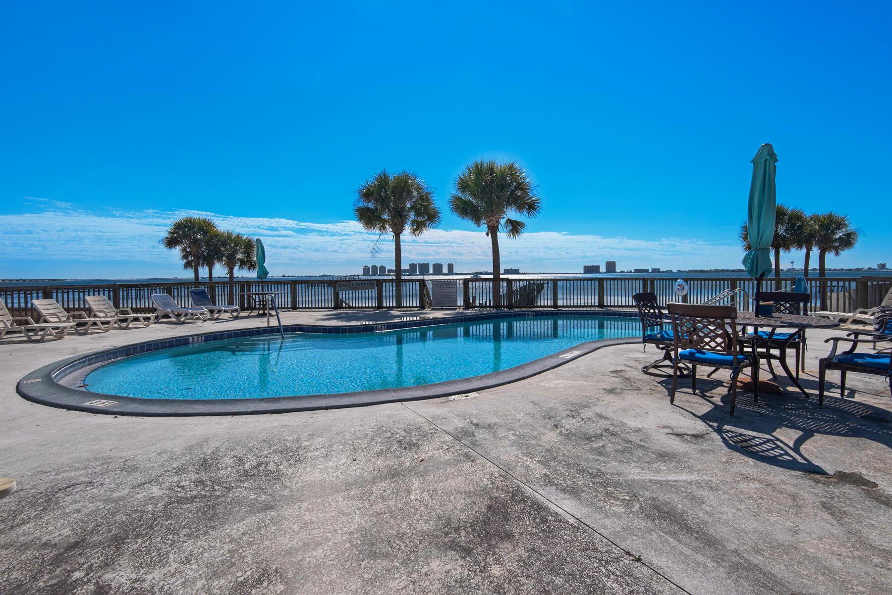 SAFE HARBOUR VILLAGE CONDO - Residential