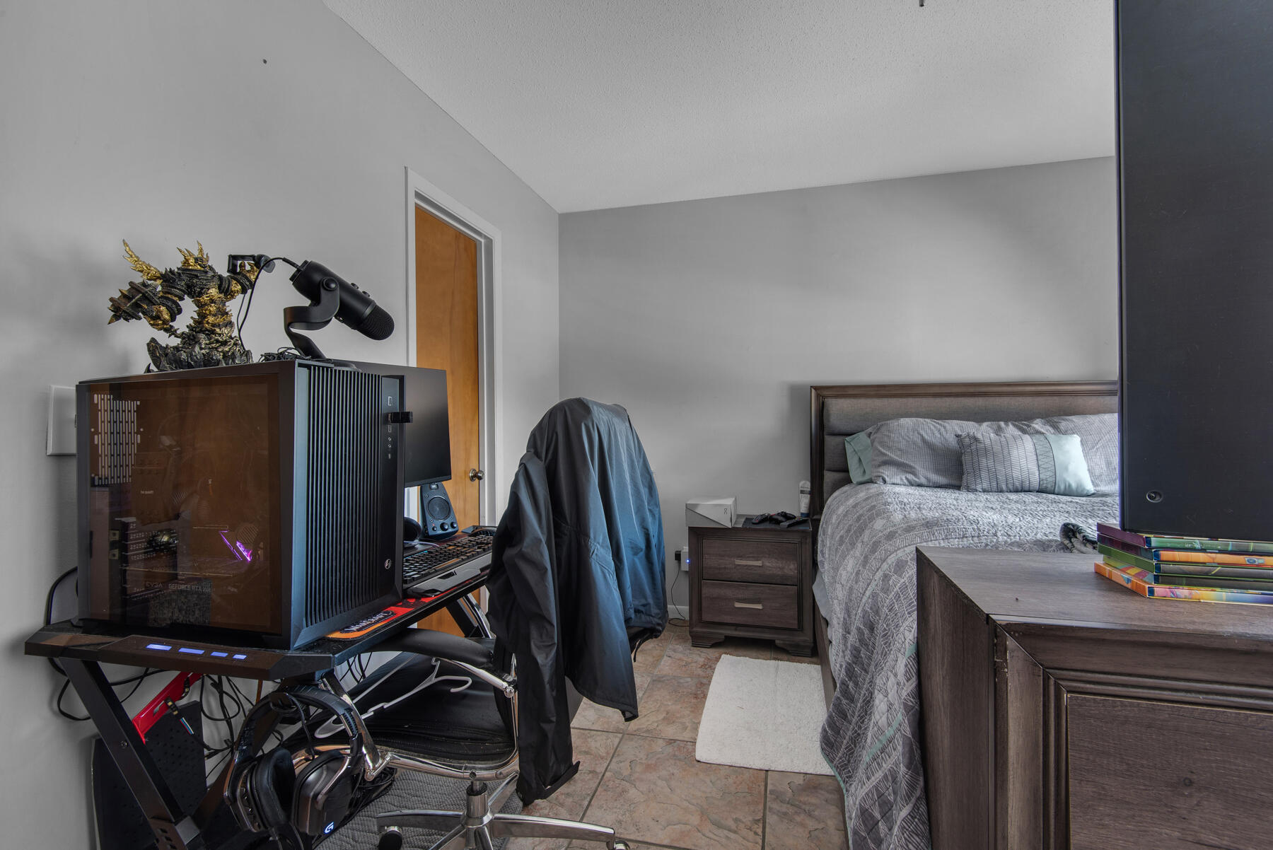 SAFE HARBOUR VILLAGE CONDO - Residential