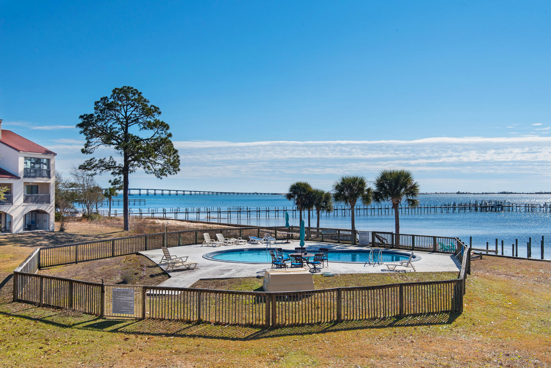 SAFE HARBOUR VILLAGE CONDO - Residential