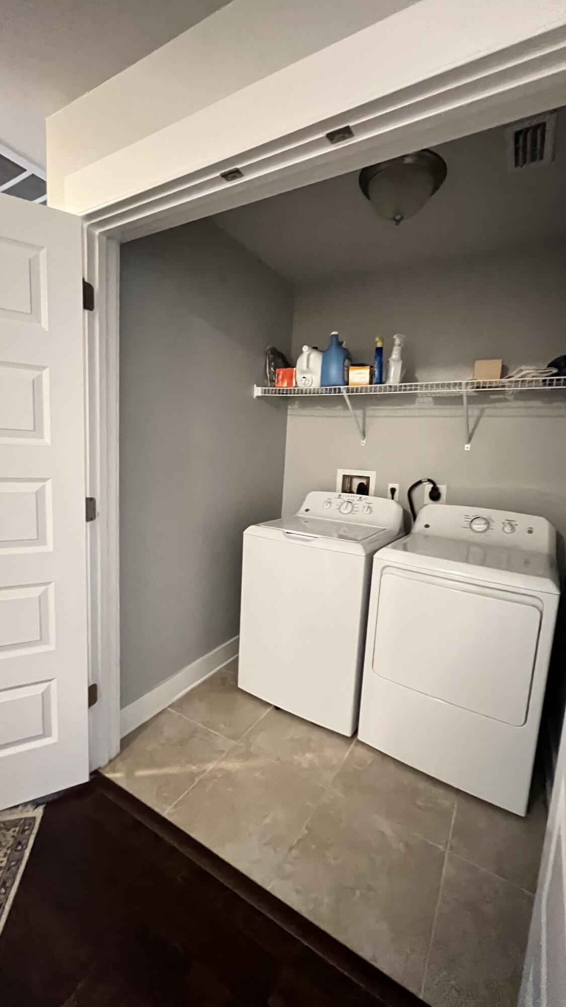 AUDUBON POINT - Residential Lease