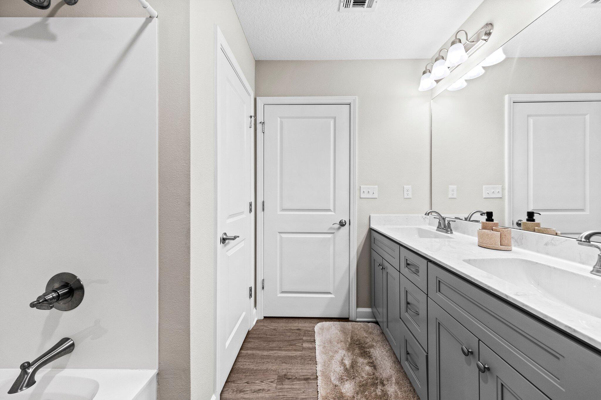 HUTCHESON HILL - Residential