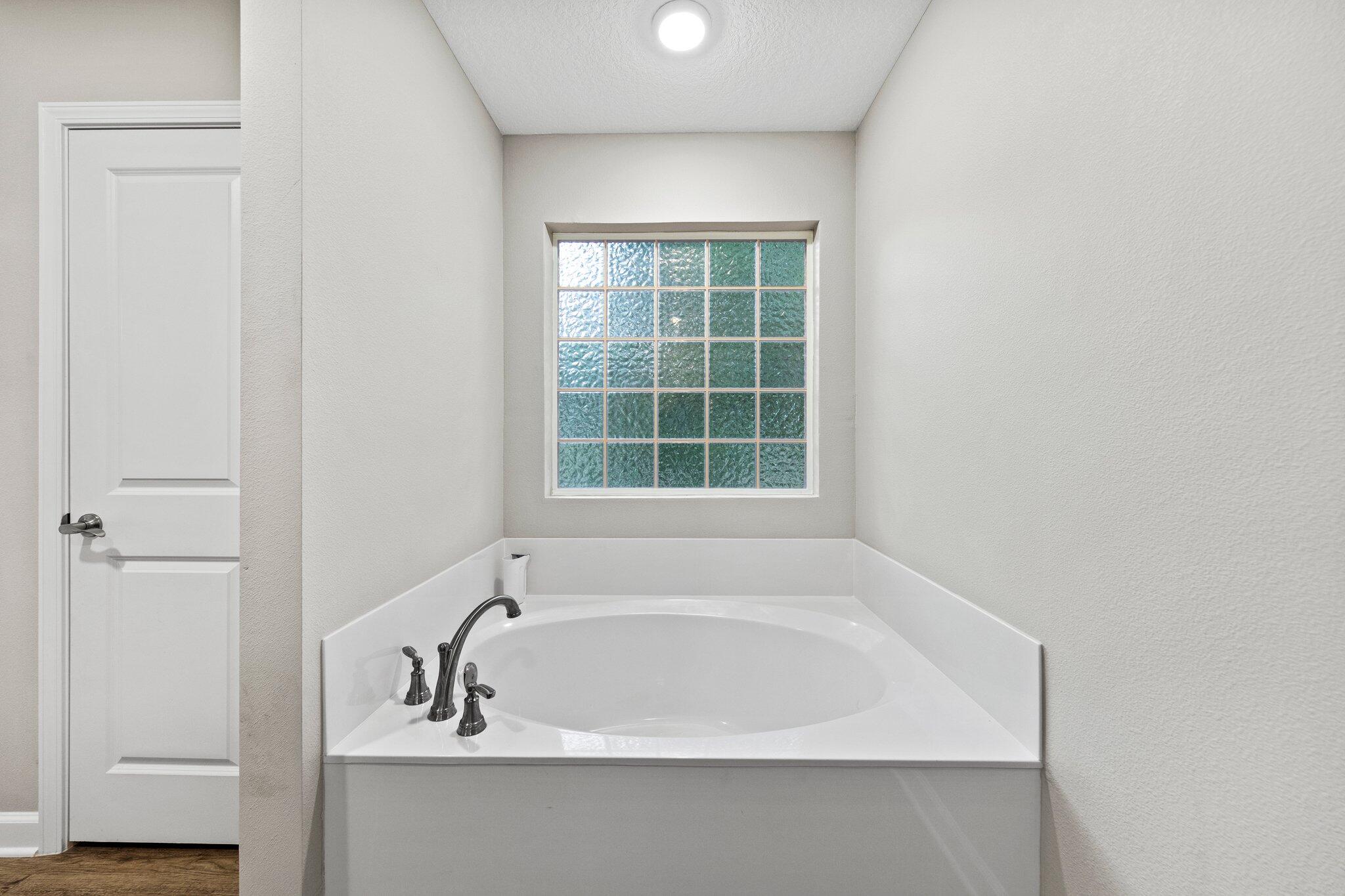 HUTCHESON HILL - Residential