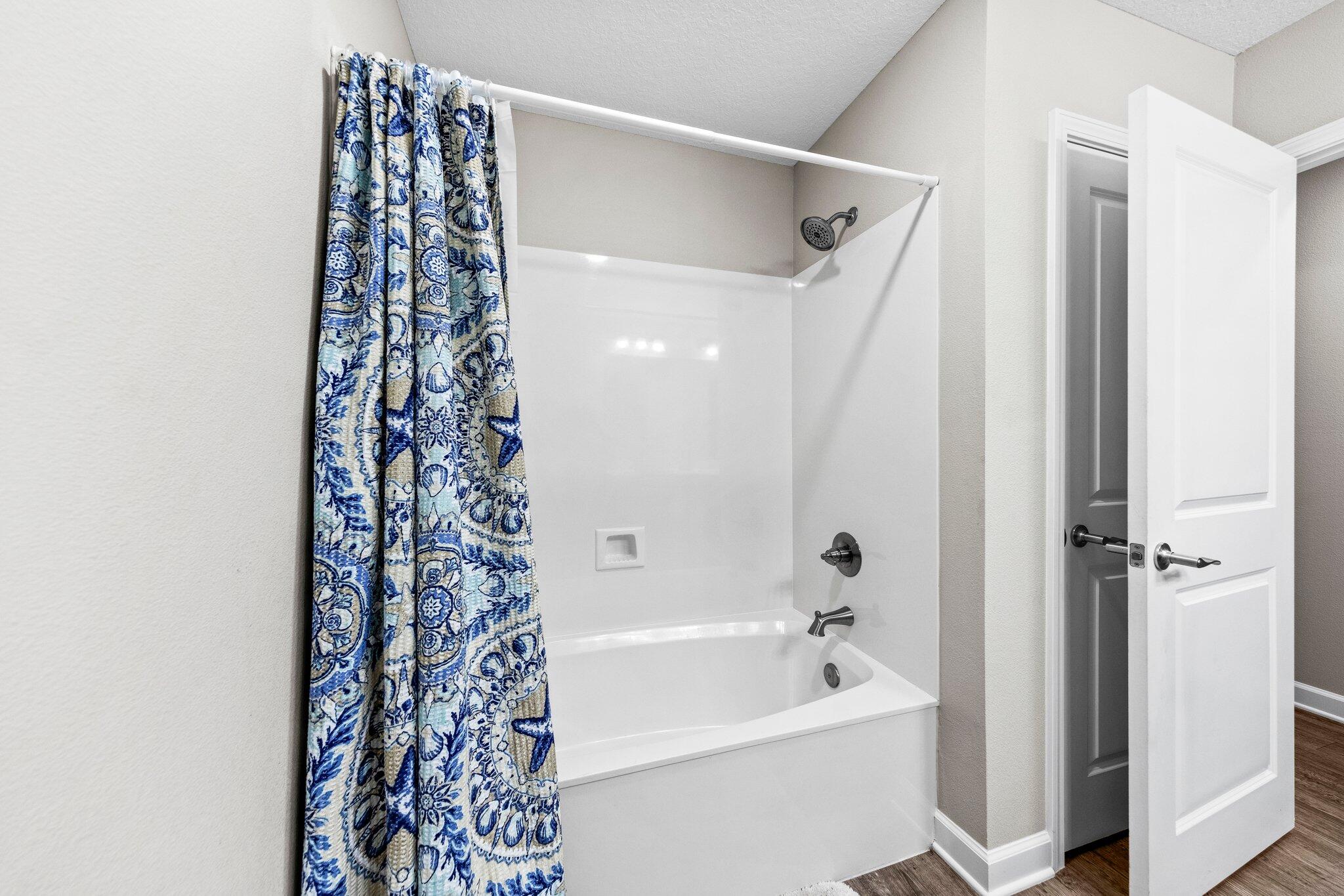 HUTCHESON HILL - Residential