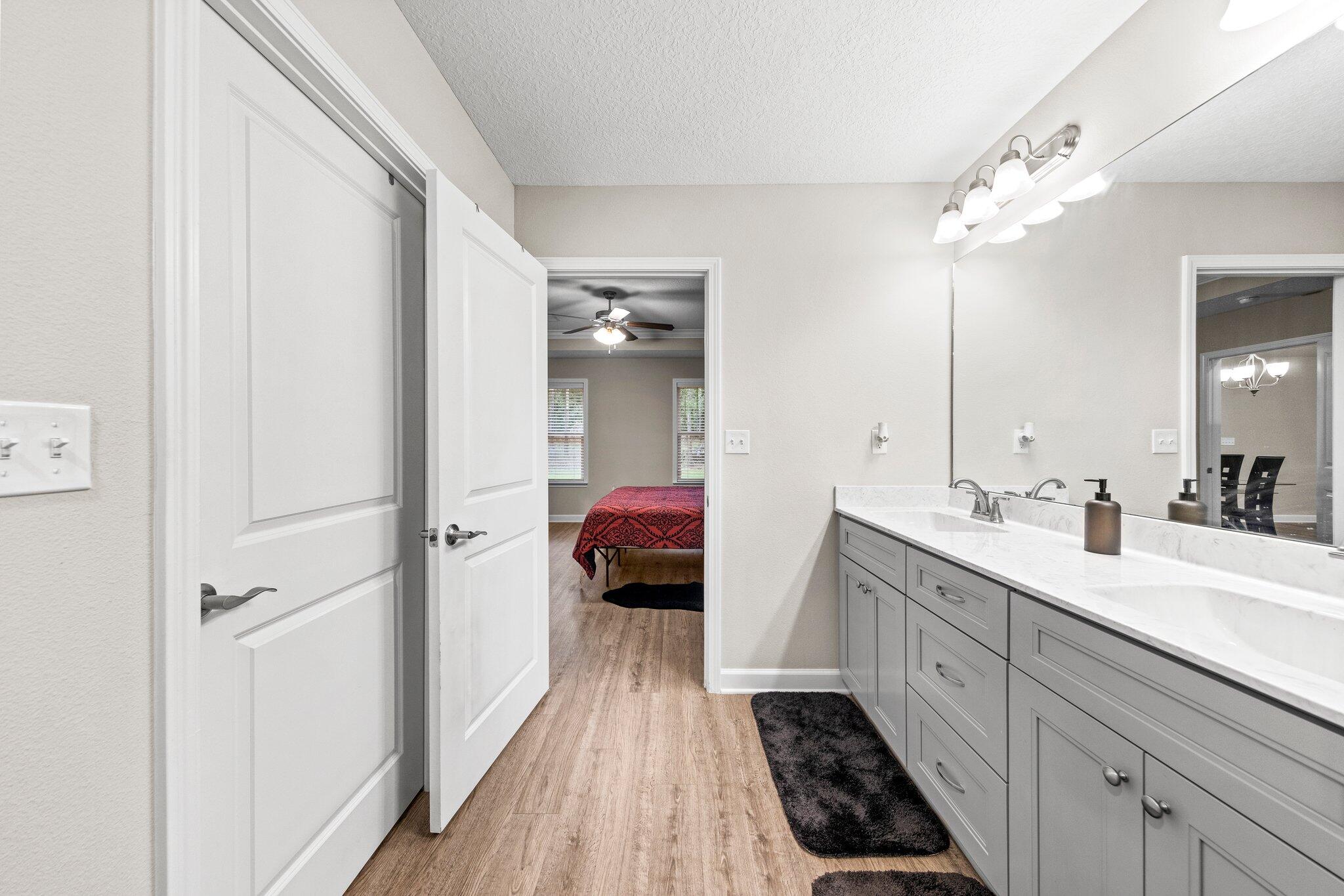 HUTCHESON HILL - Residential