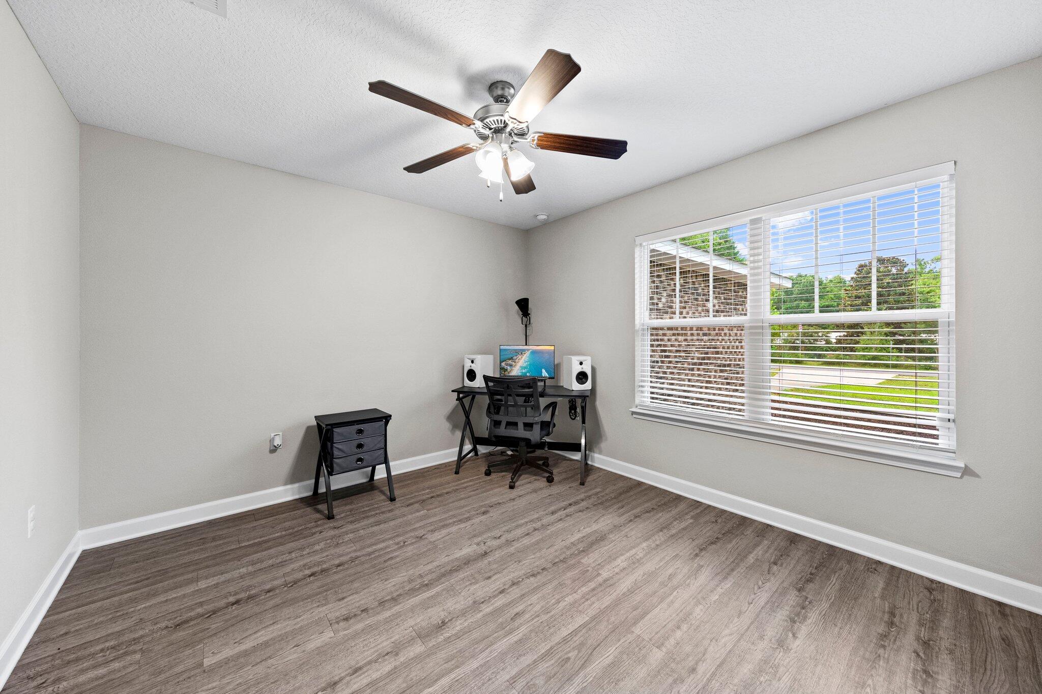 HUTCHESON HILL - Residential