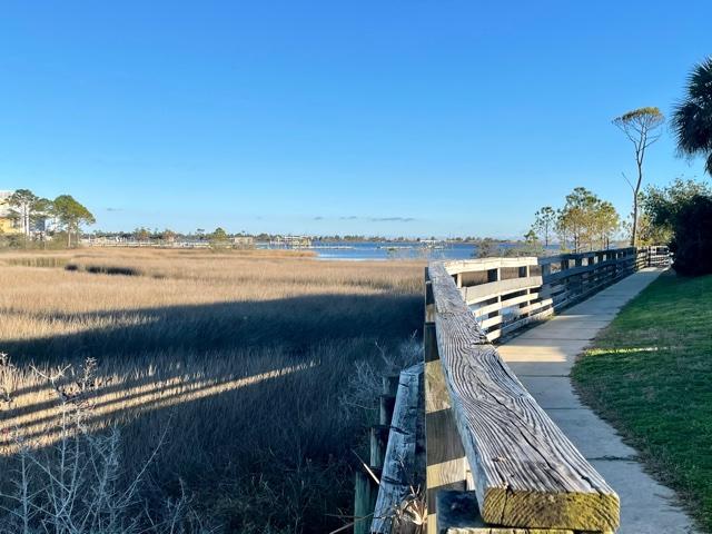 MARSH HARBOR - Residential