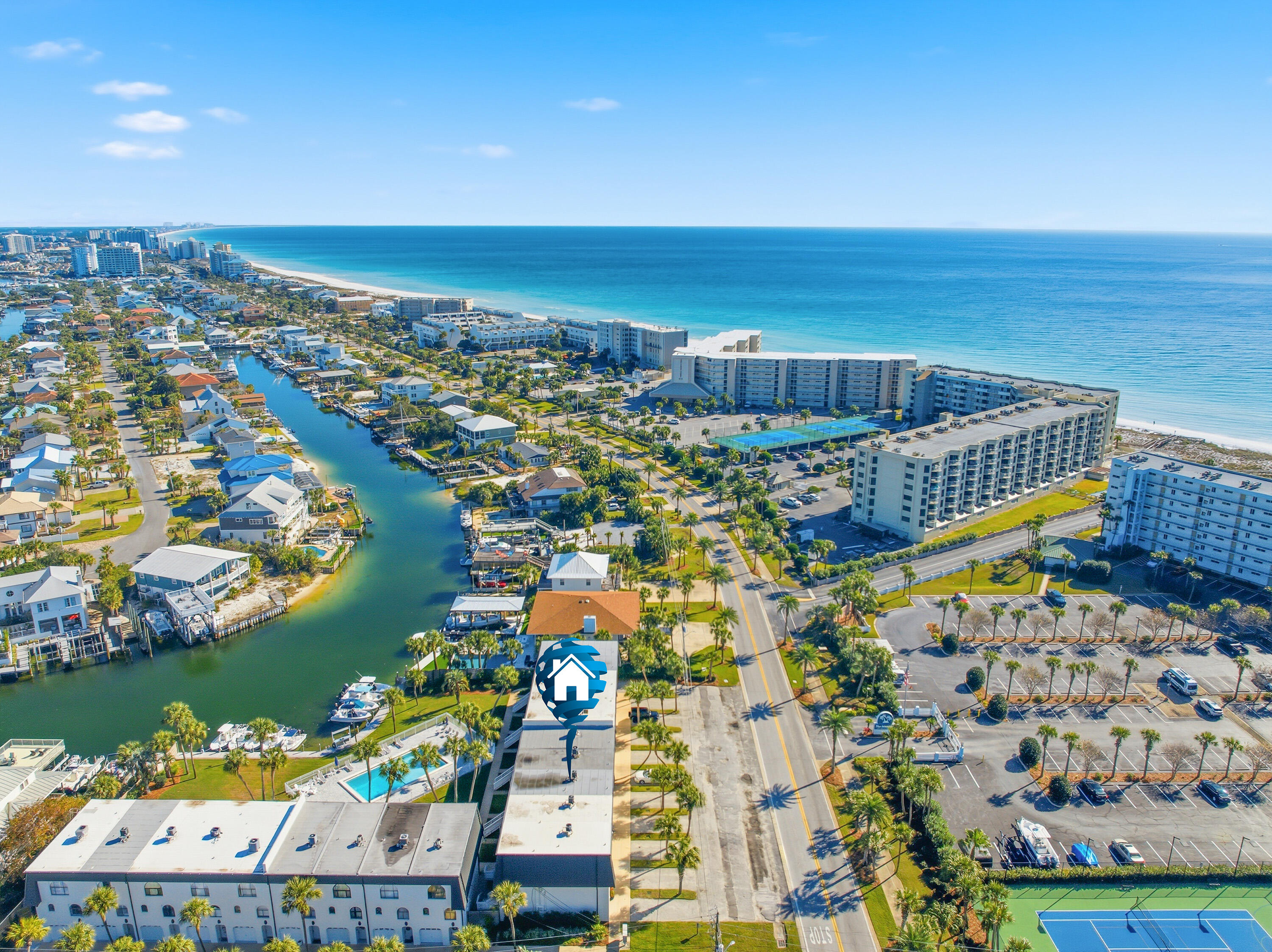 ISLA BLANCA T/H - Residential