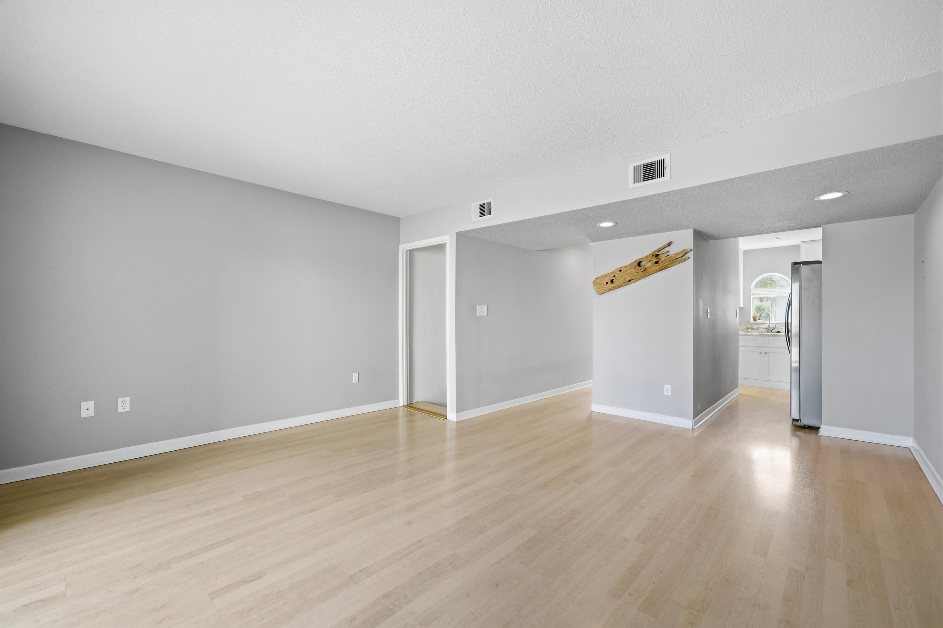 ISLA BLANCA T/H - Residential