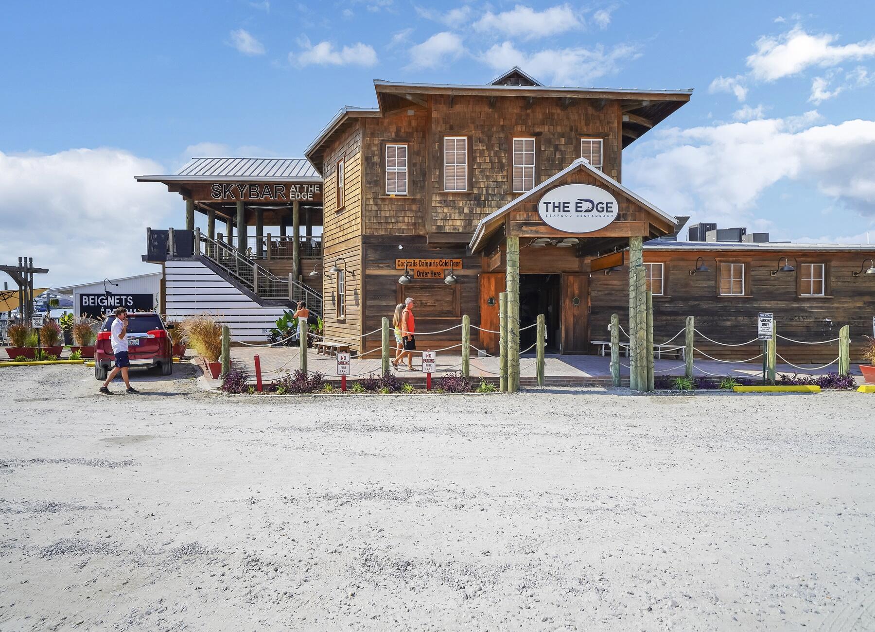 ISLA BLANCA T/H - Residential