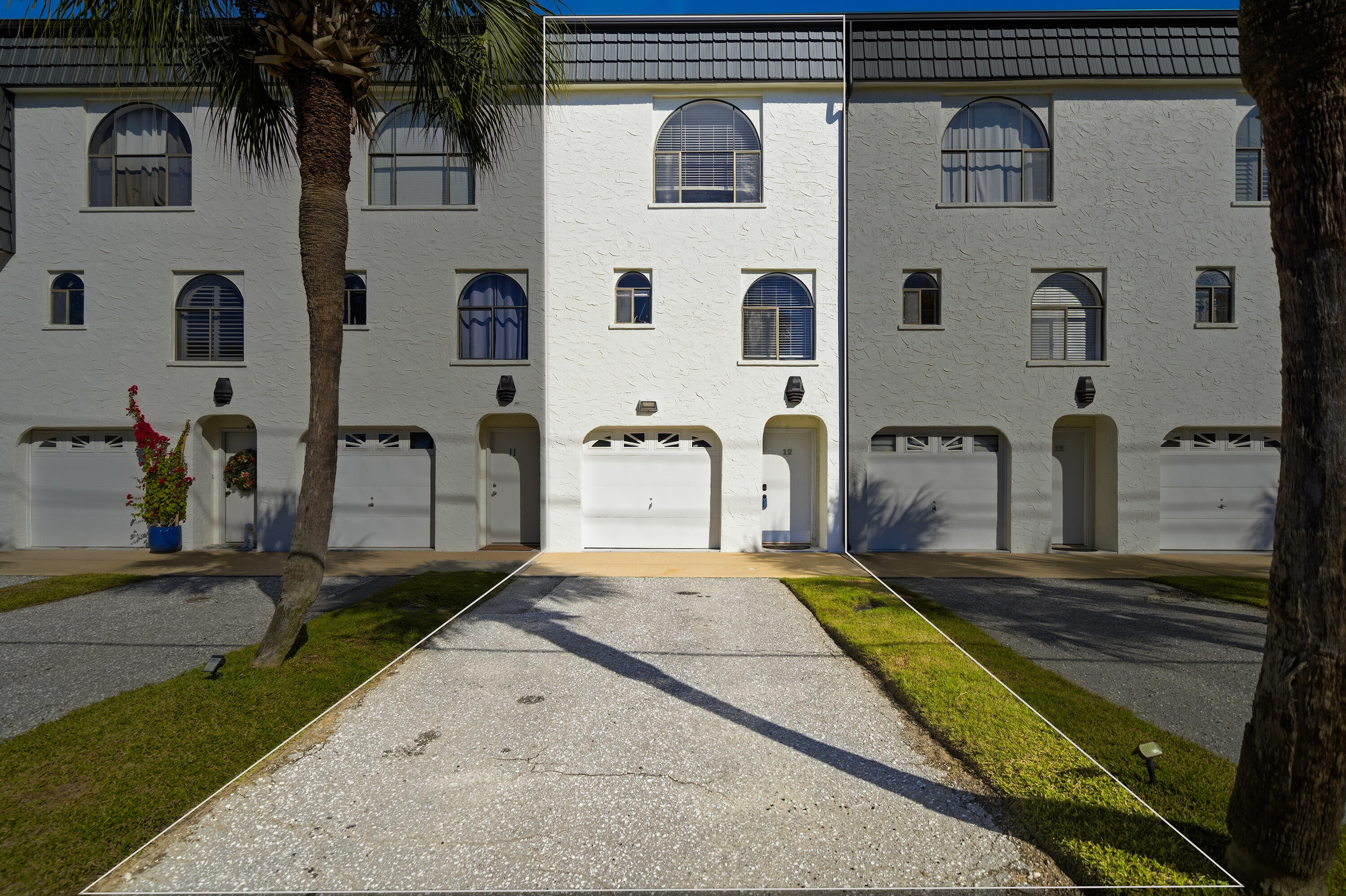 ISLA BLANCA T/H - Residential