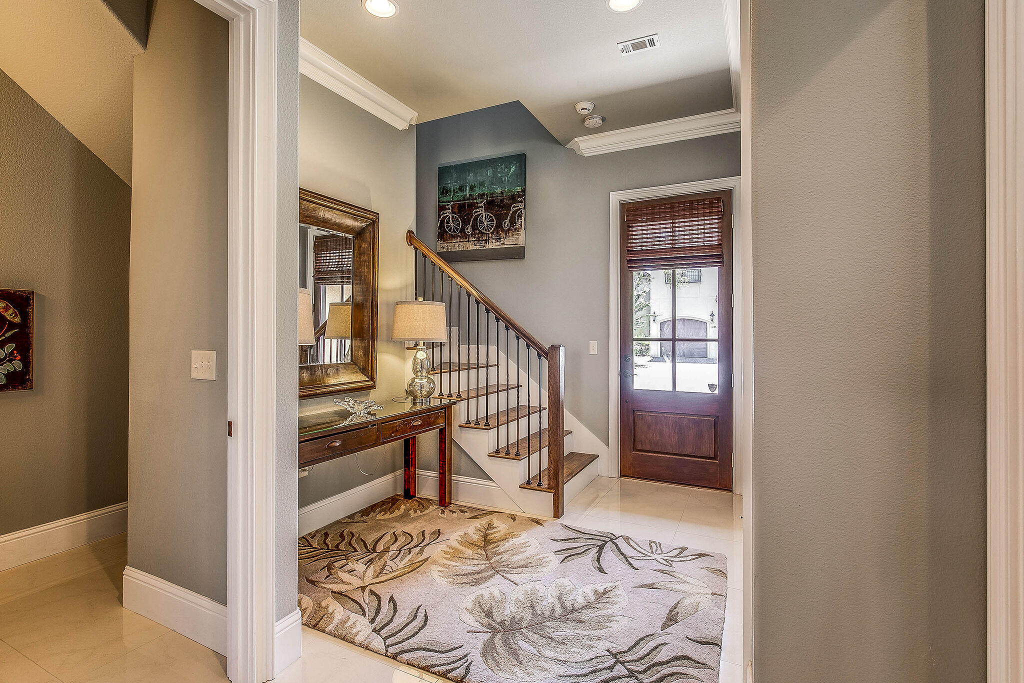 VILLA LAGO - Residential