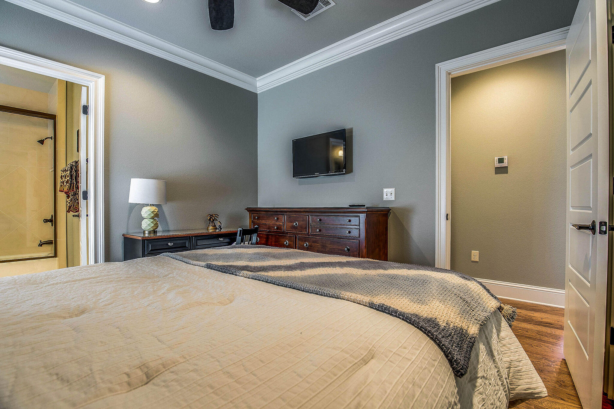 VILLA LAGO - Residential