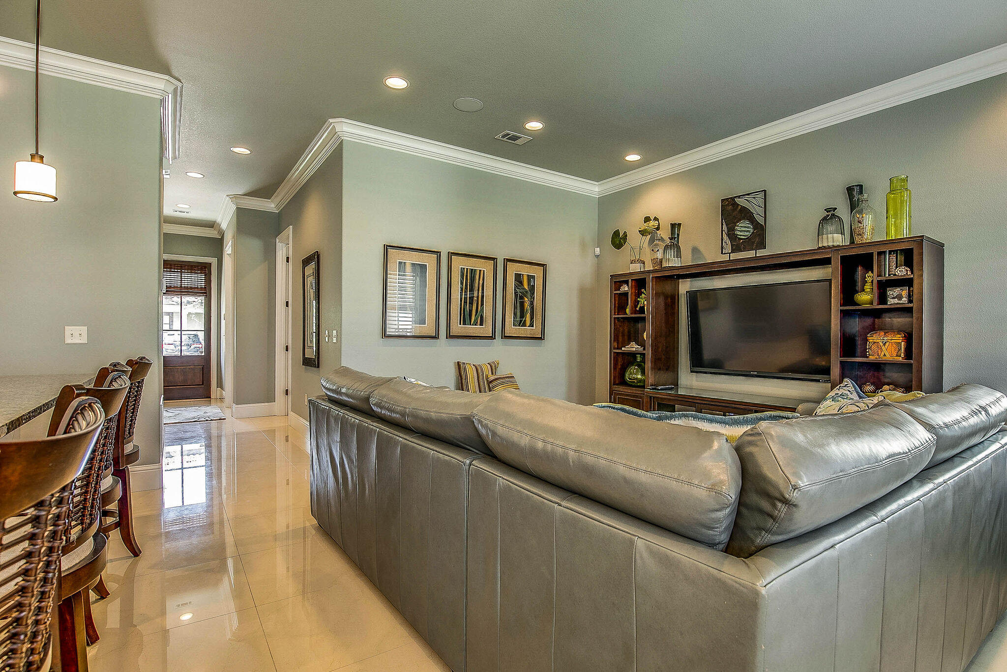 VILLA LAGO - Residential