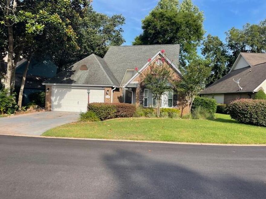 Great location, 2 Bedroom, 2 bath and an office.  Close to Eglin AFB. Many amenities in the area, Tennis, Golf, Marina, and Pools. enjoy the beautiful sunsets just minutes away. Vaulted ceilings, fresh paint and new carpet in the bedrooms. Updated bathrooms. Nice screen porch and very private back yard.