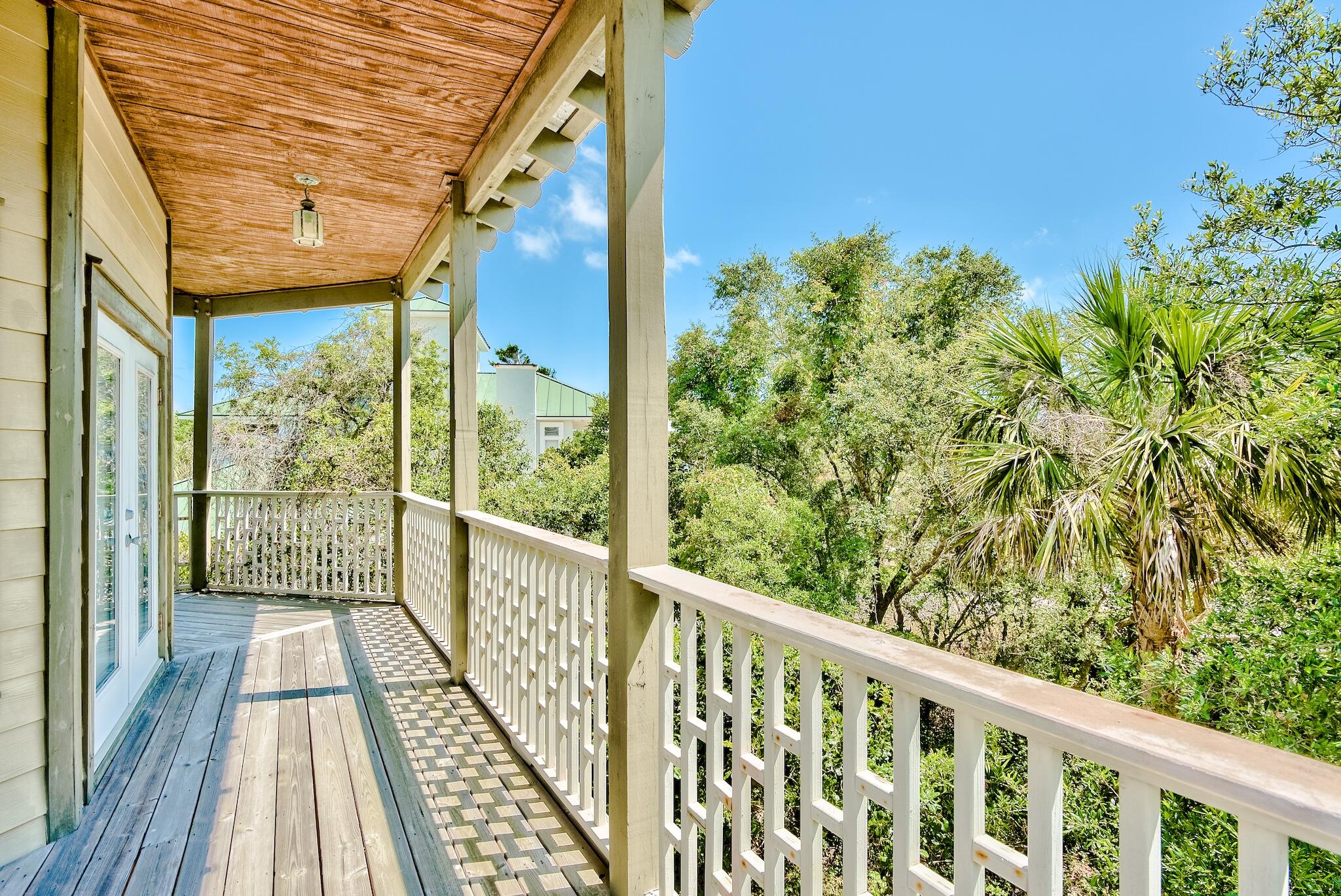 WHITES GULFVIEW ESTATES - Residential