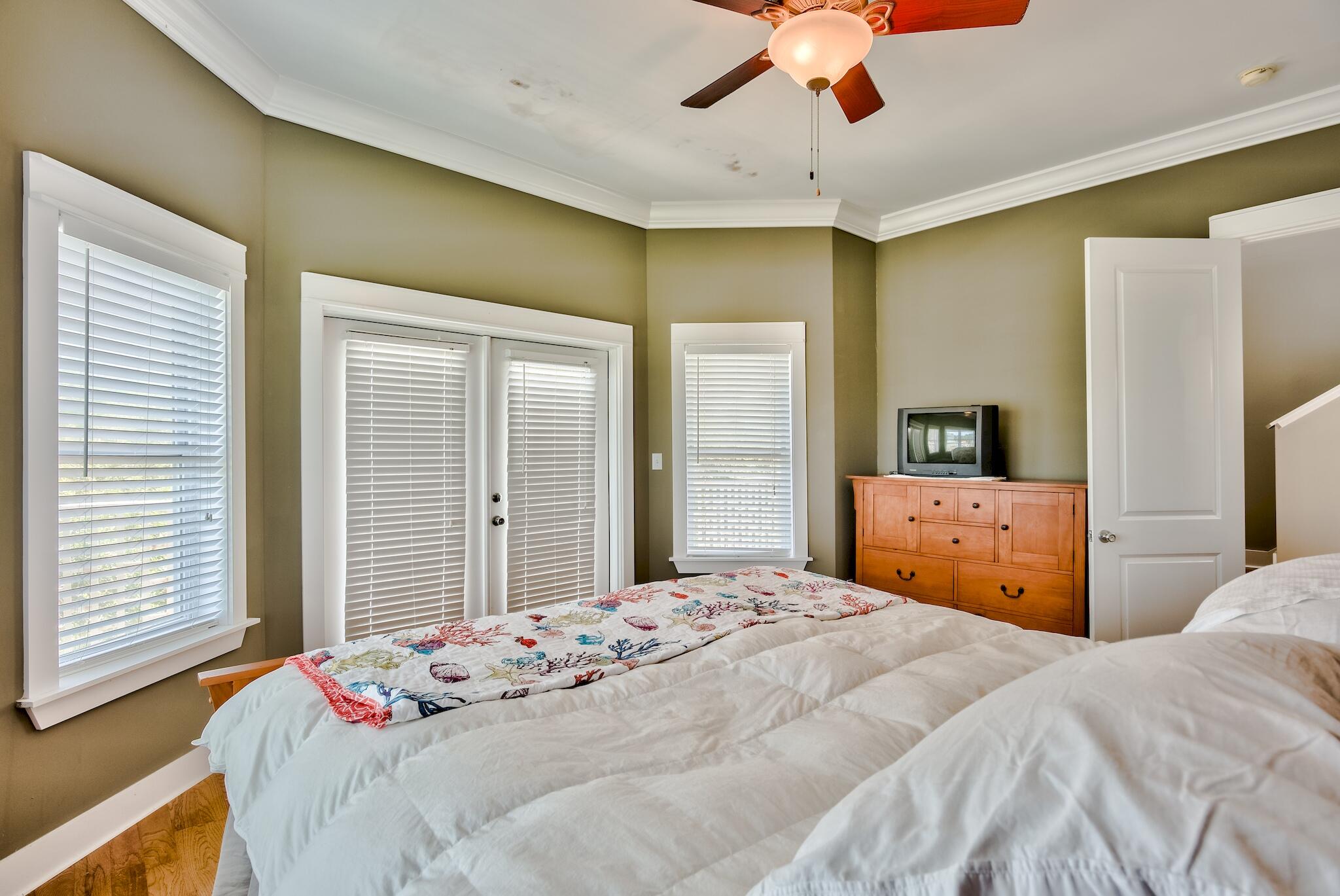 WHITES GULFVIEW ESTATES - Residential