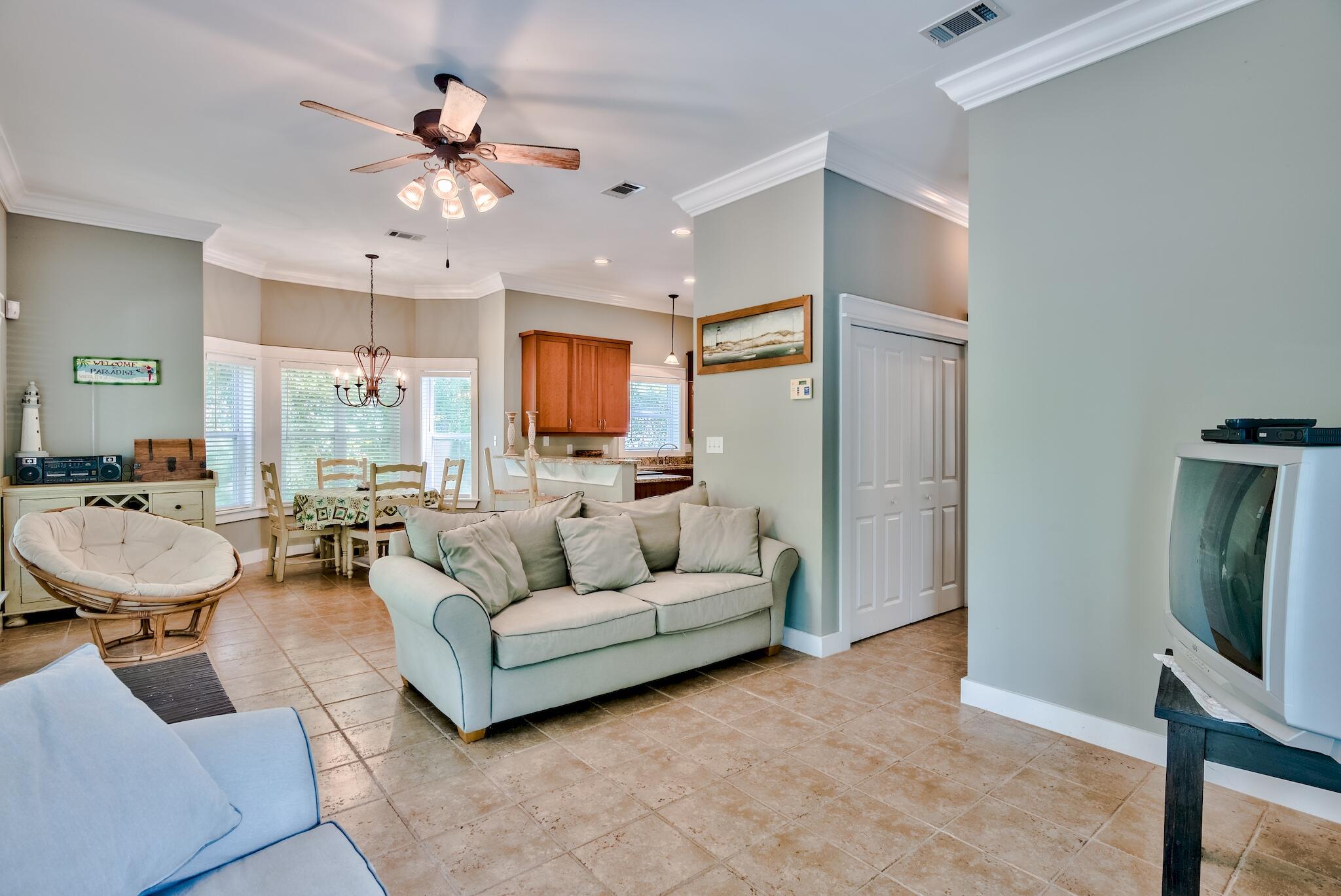 WHITES GULFVIEW ESTATES - Residential
