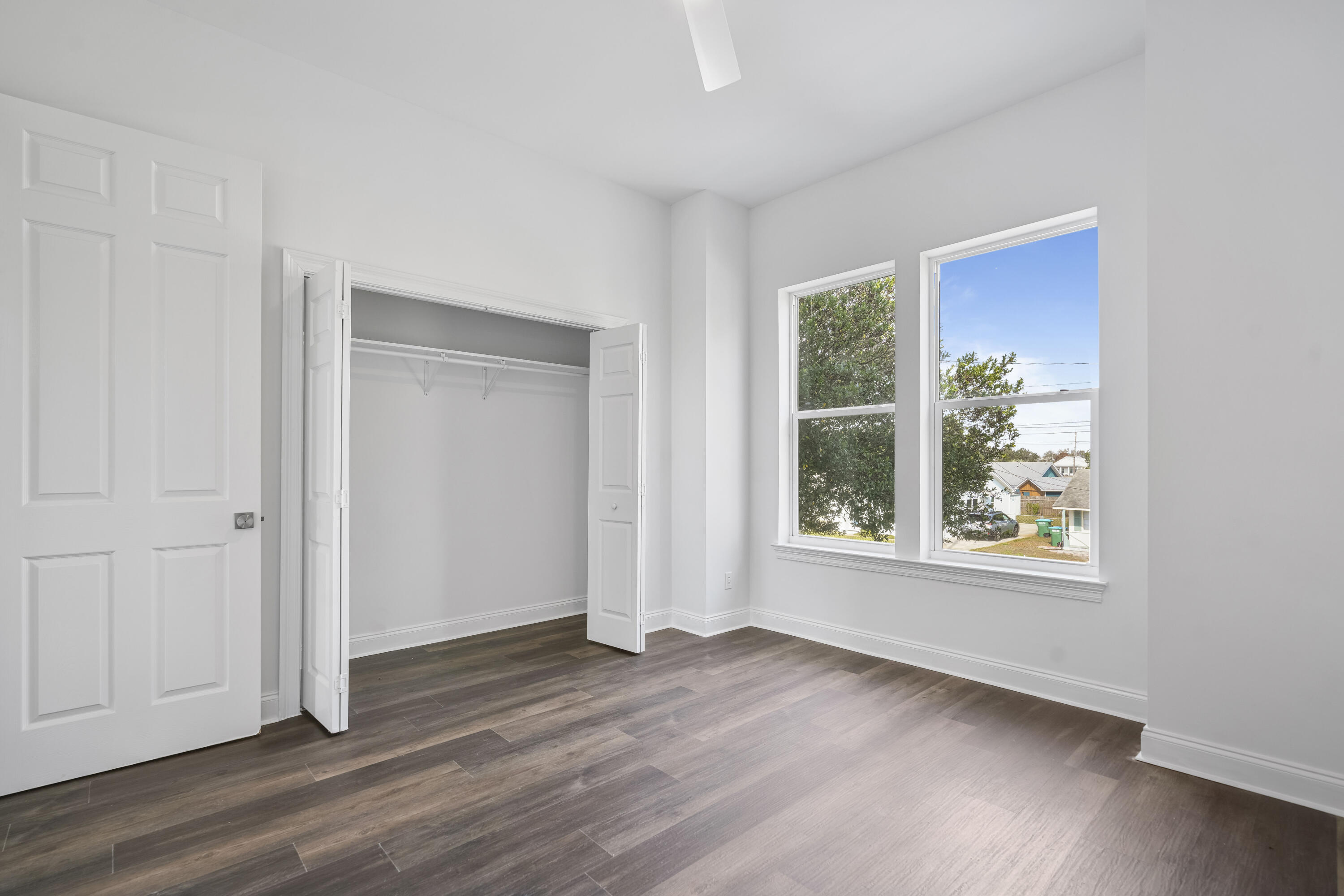 RIVIERA BEACH - Residential