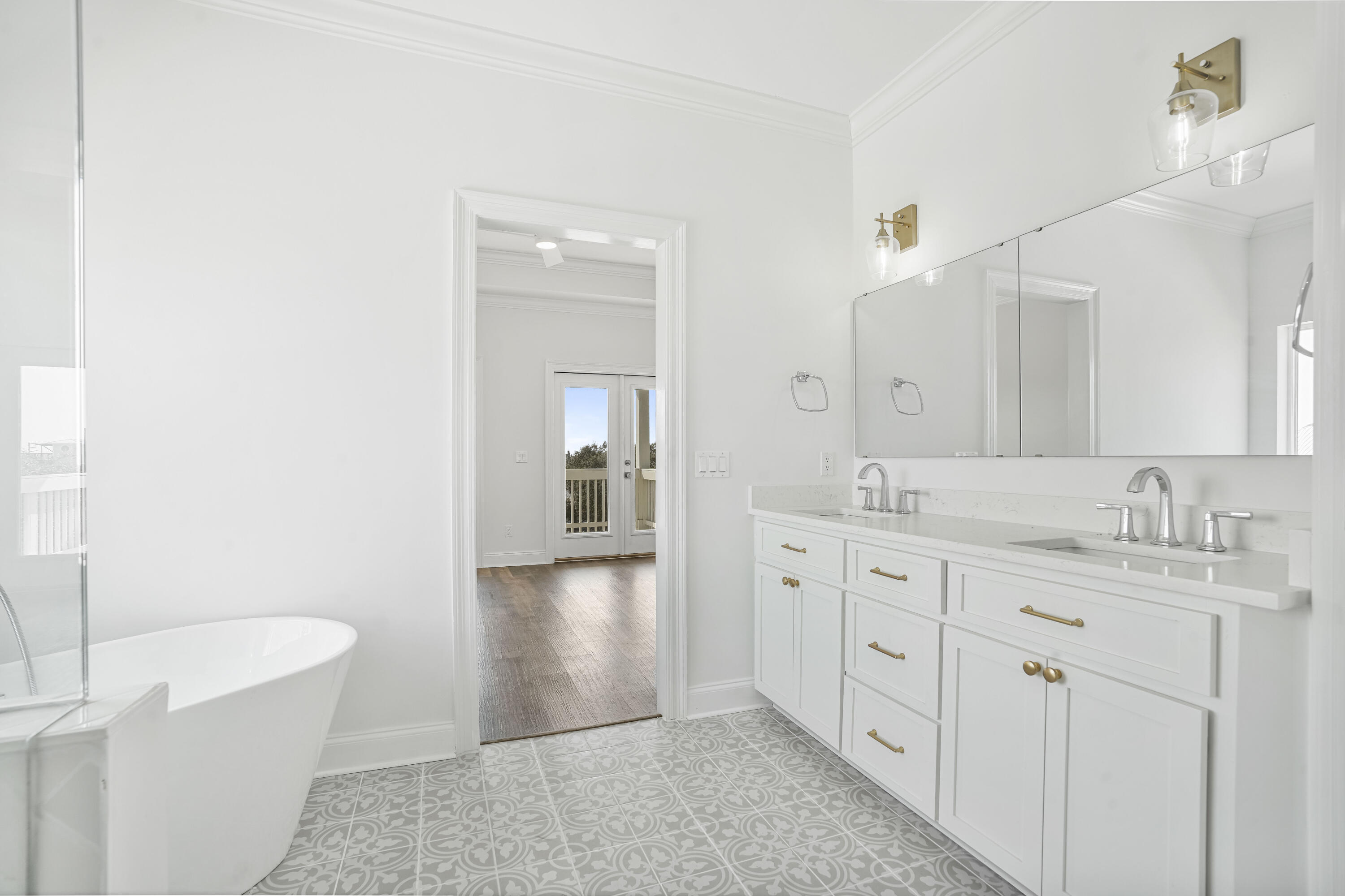 RIVIERA BEACH - Residential