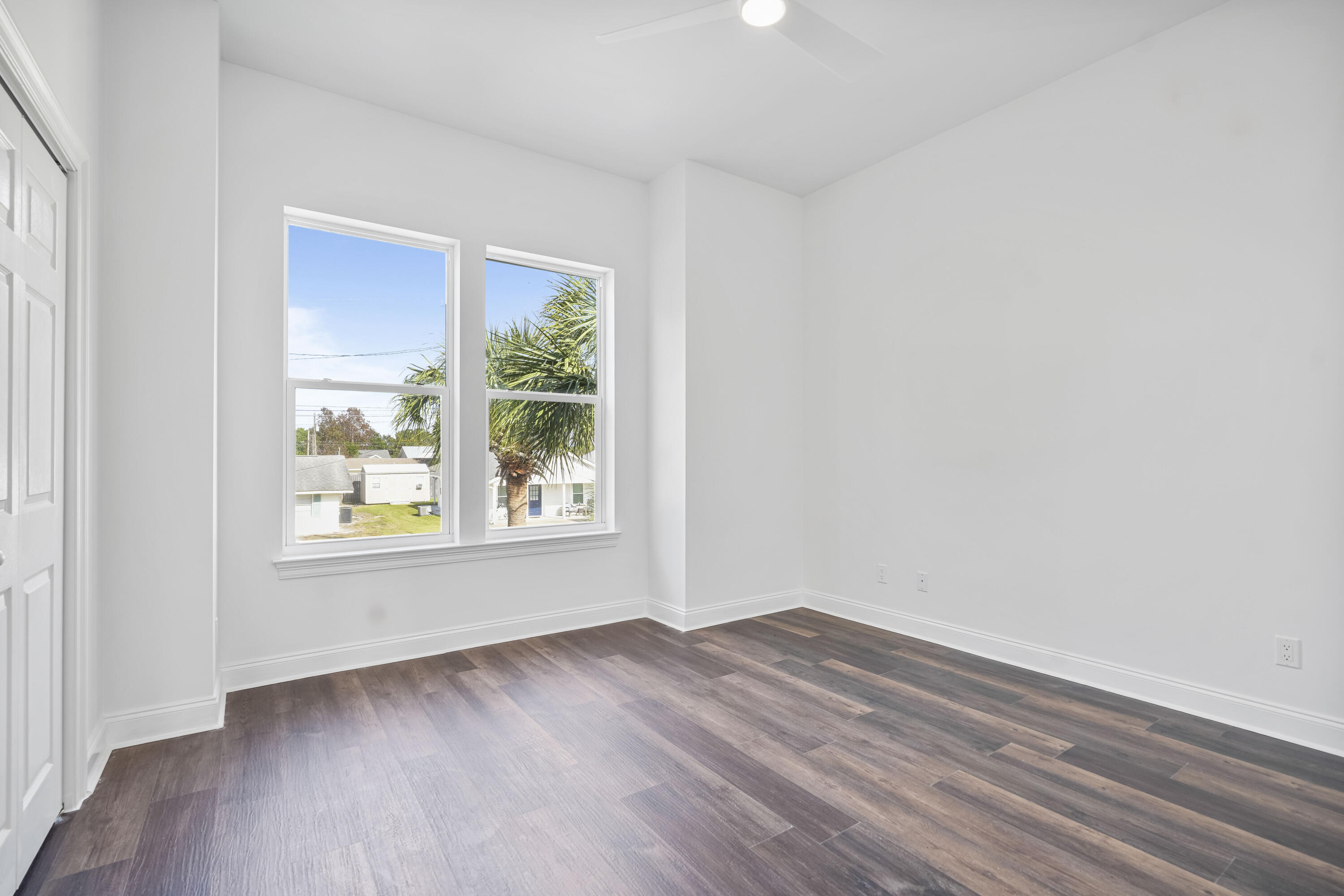 RIVIERA BEACH - Residential