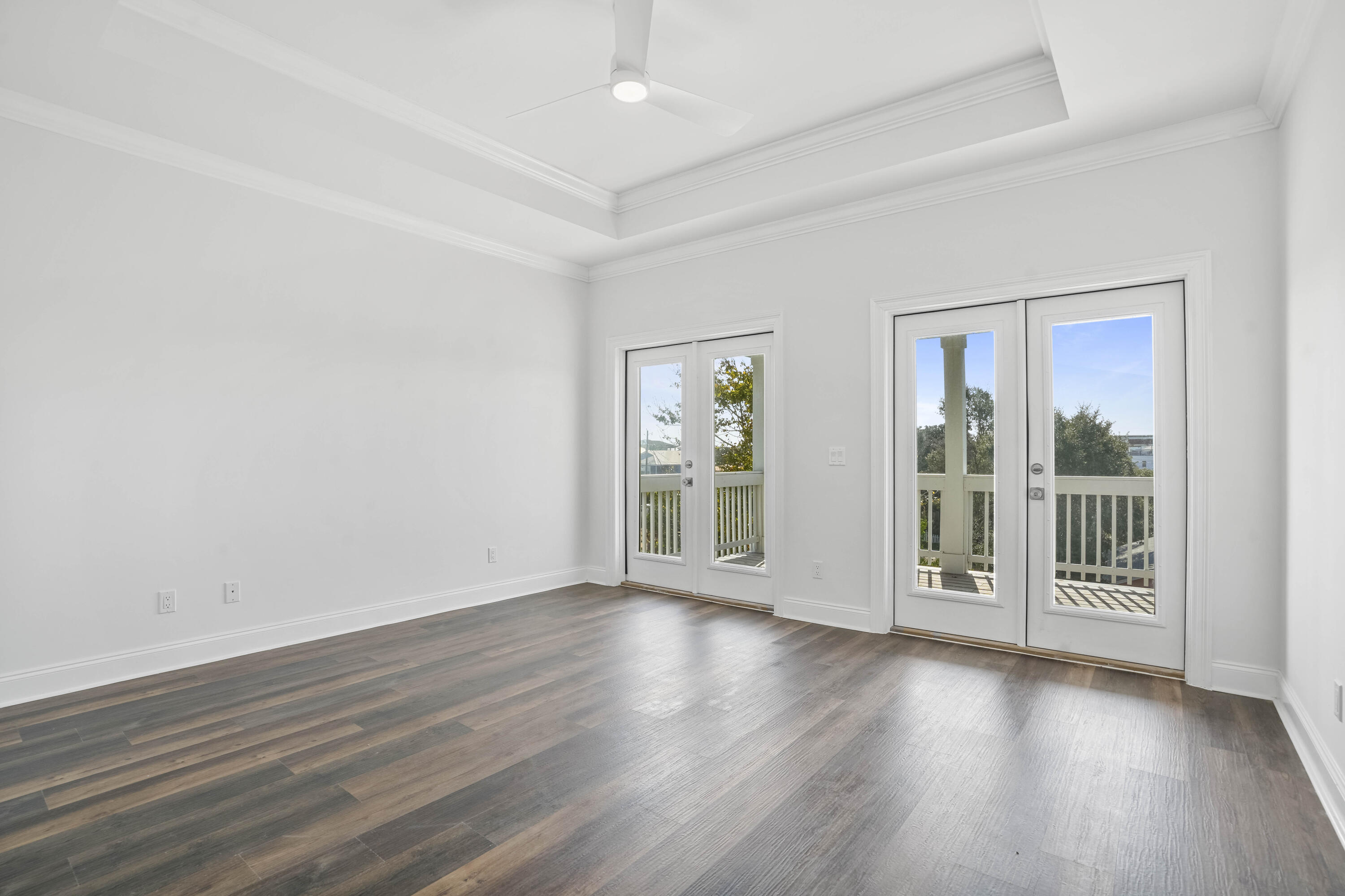 RIVIERA BEACH - Residential