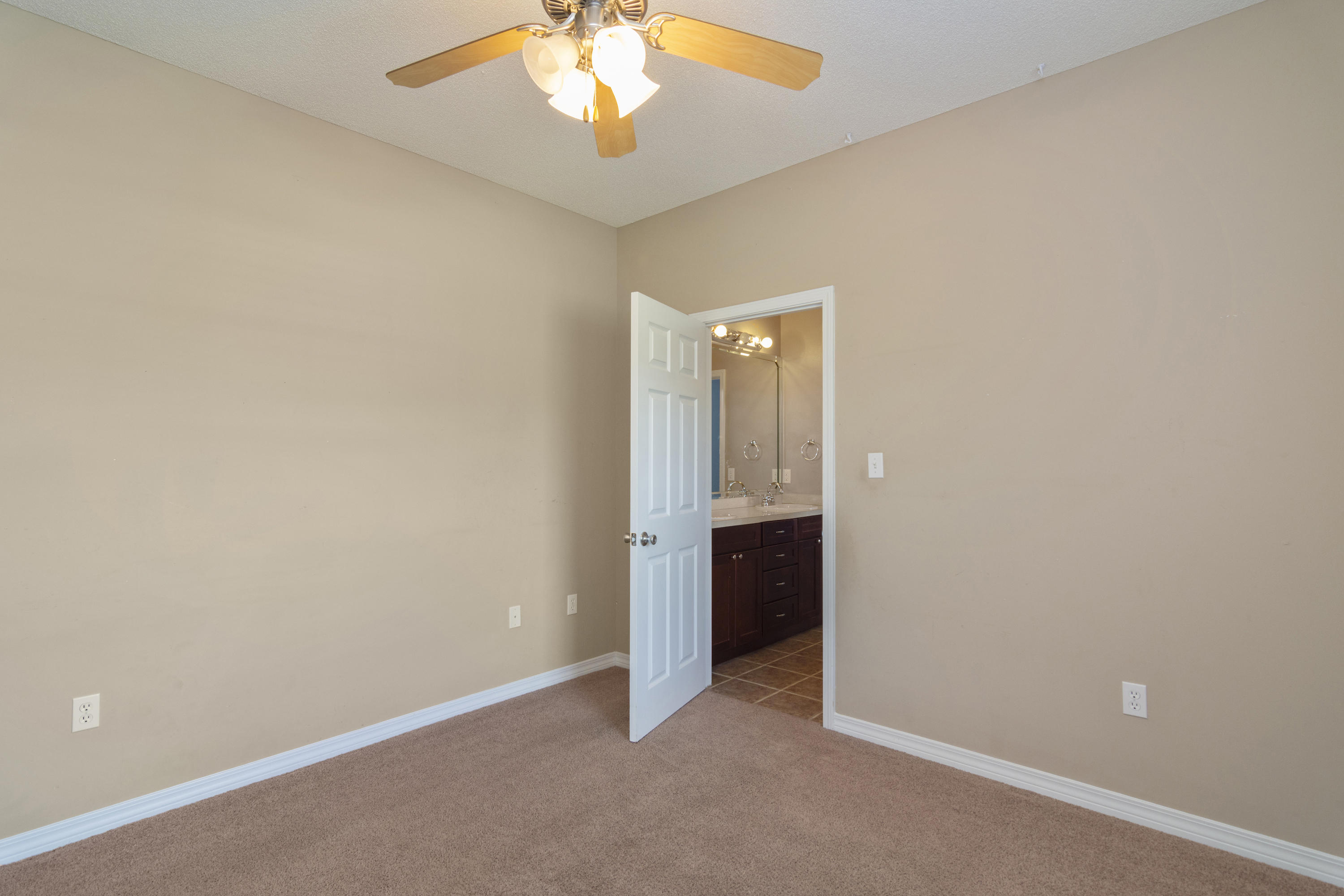 LEE FARMS PH I - Residential