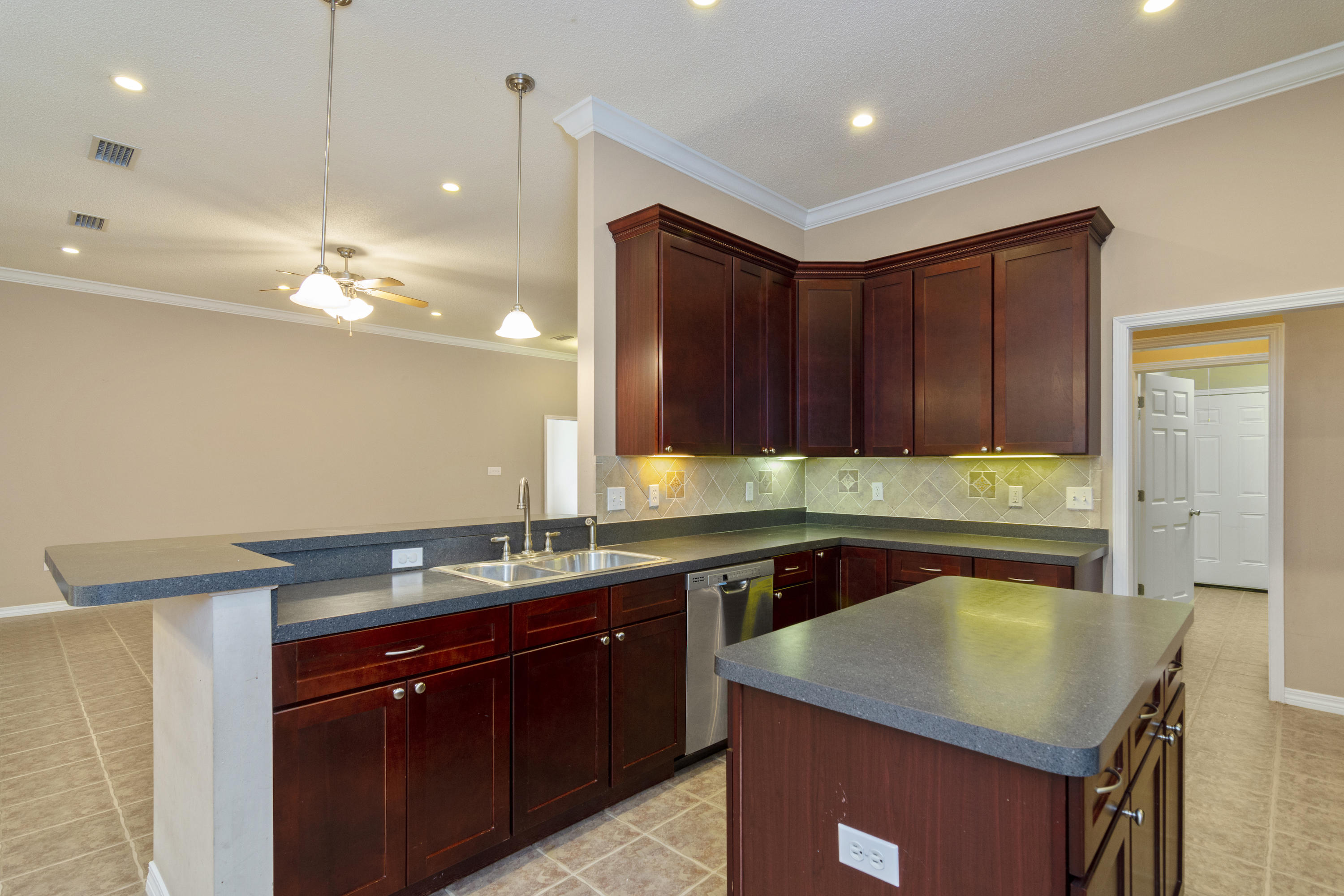 LEE FARMS PH I - Residential