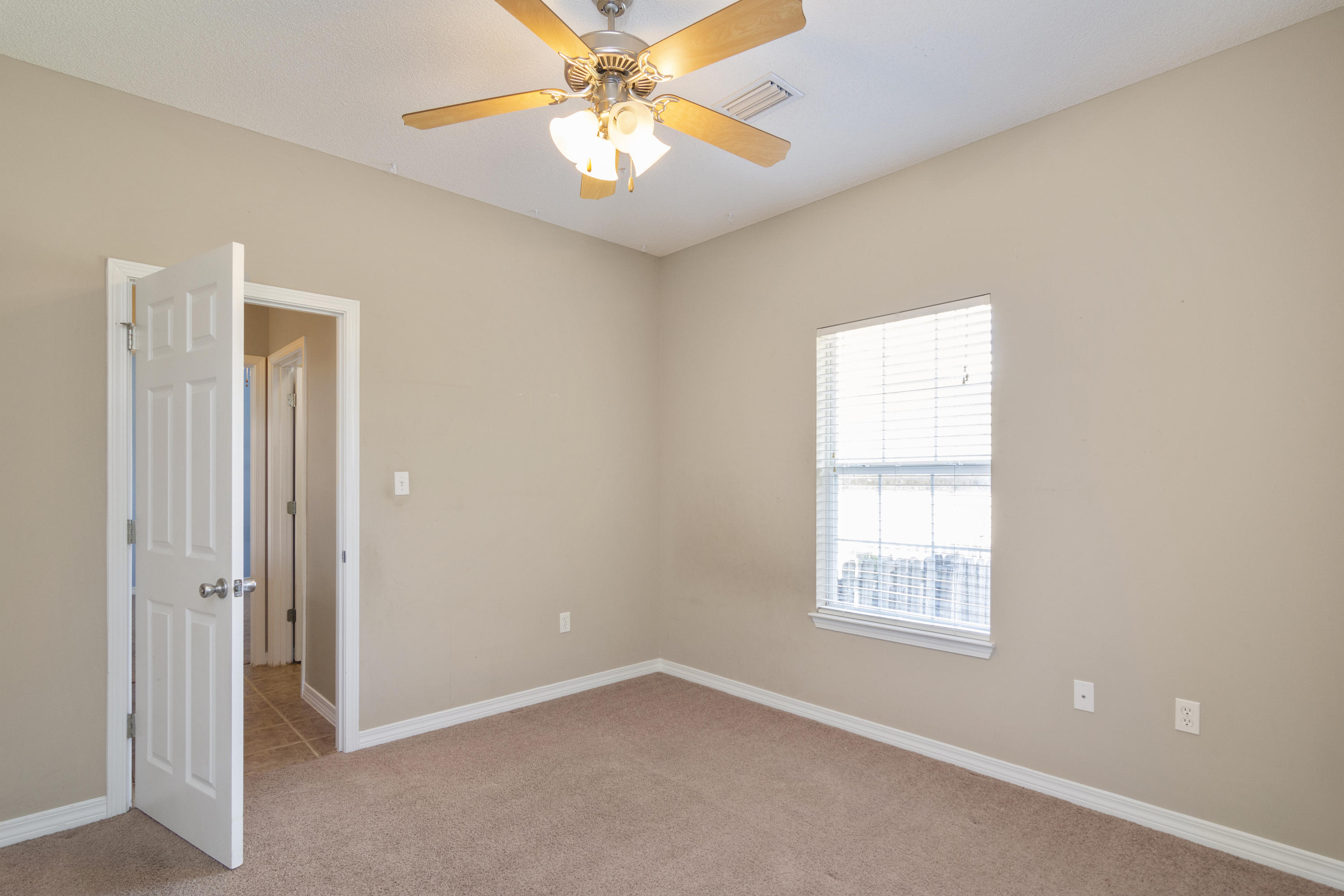 LEE FARMS PH I - Residential