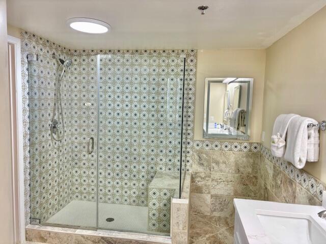 JADE EAST TOWERS CONDO - Residential